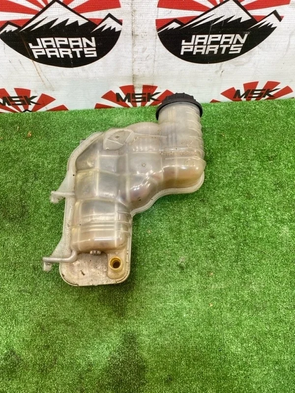 Бачок расширительный Land Rover Range Rover Vogue LR034654 L405 448DT