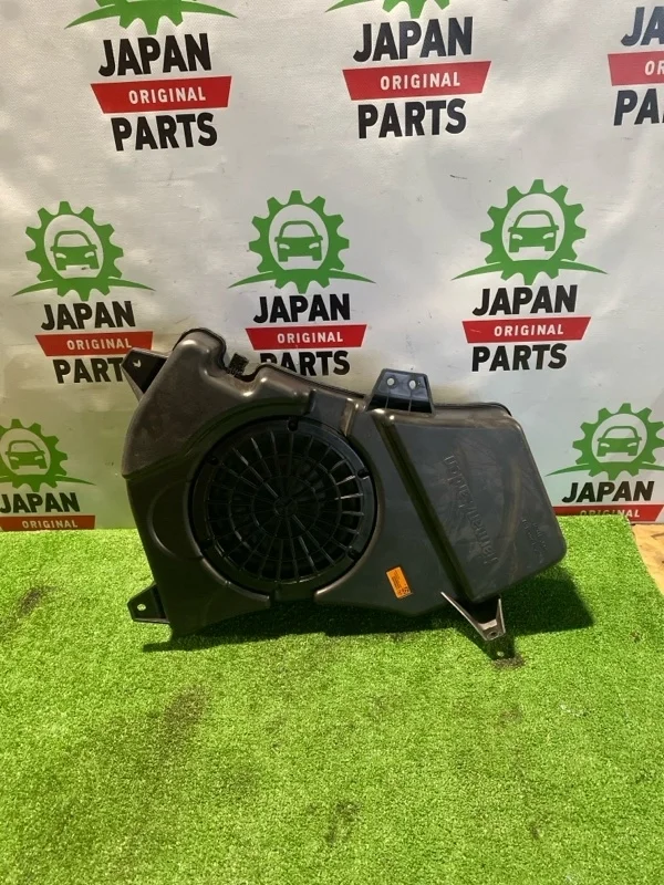 Сабвуфер Mercedes-Benz GLE 2017 A1668202202 642.826