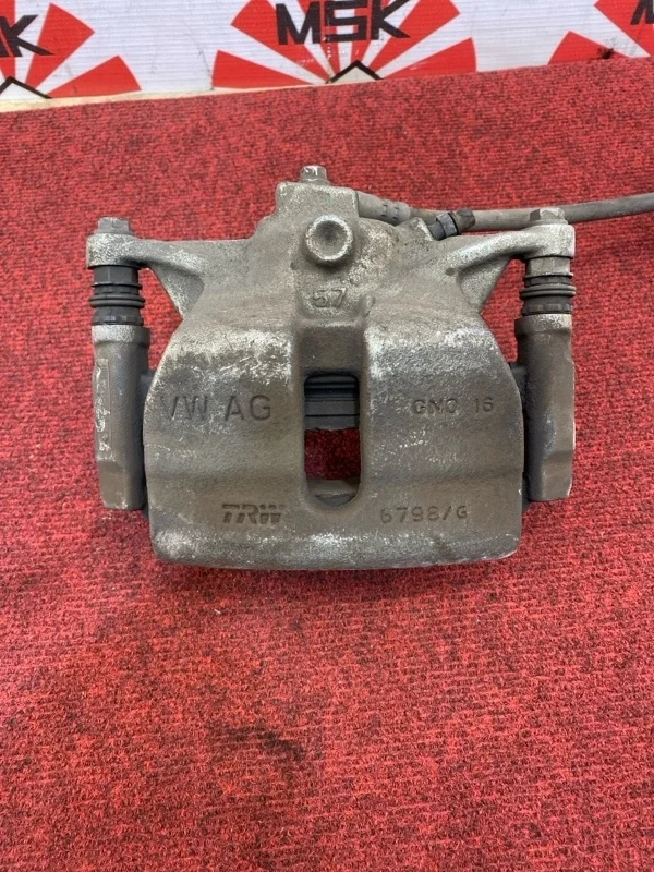 Тормозной суппорт Volkswagen Tiguan 2020 8V0615123D 2 CZD, передний