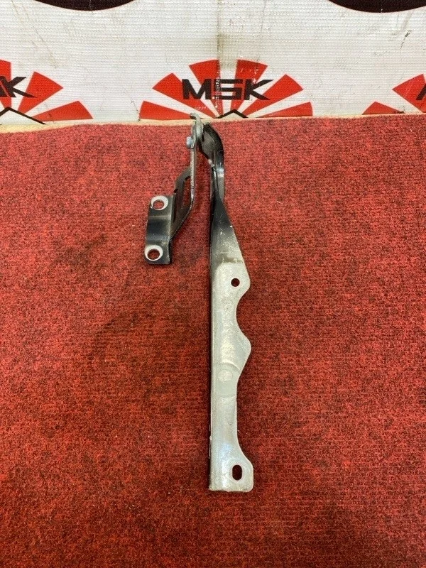 Петля капота Mazda CX-5 KB7W52410 KF, передняя правая