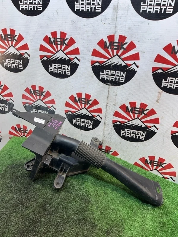 Резонатор воздушного фильтра Mazda 3 Z60113200 BK 1.6, передний