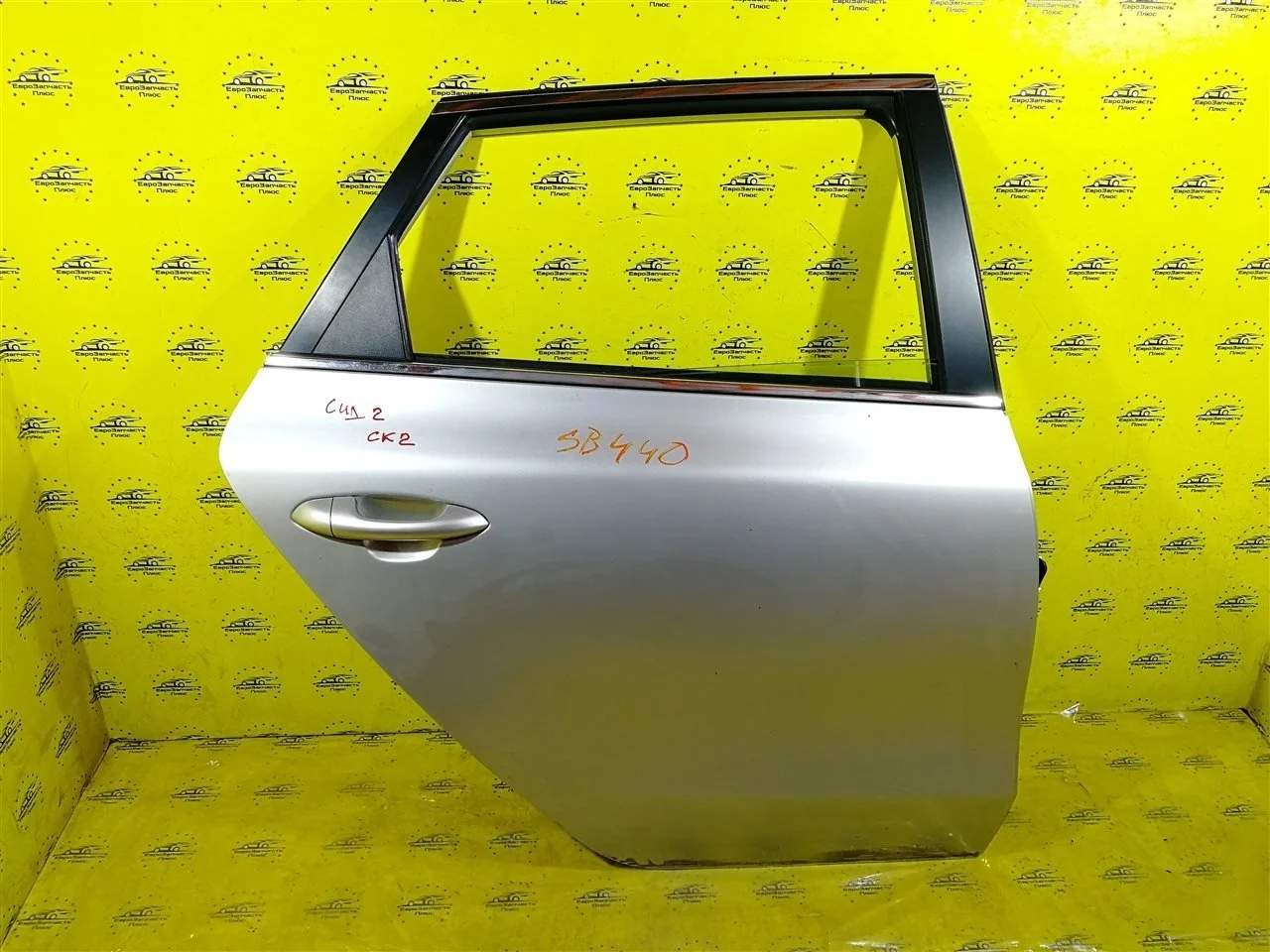 Дверь Kia Ceed 2 770042L010 JD УНИВЕРСАЛ, задняя правая
