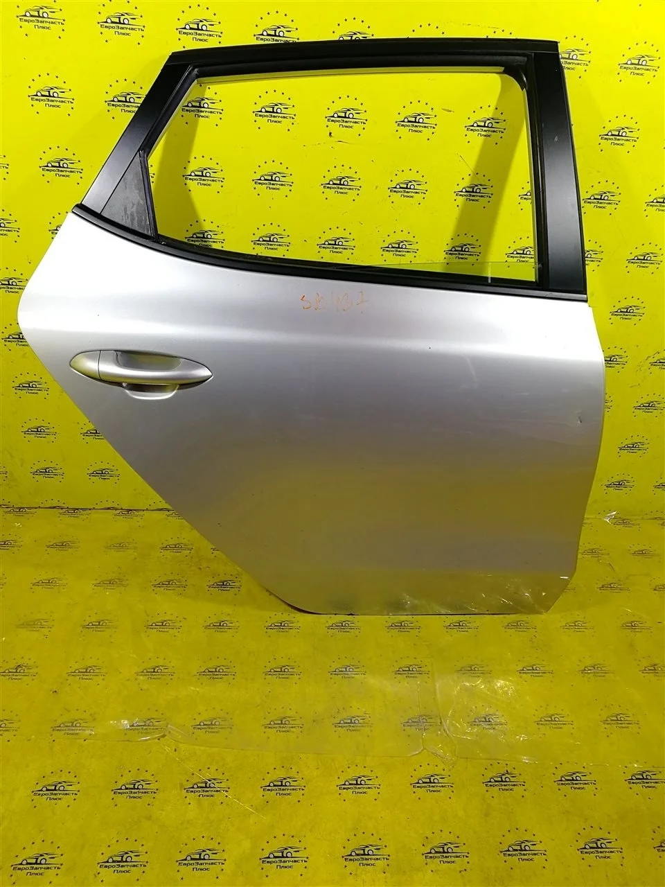 Дверь Kia Ceed 2 770042L010 JD, задняя правая