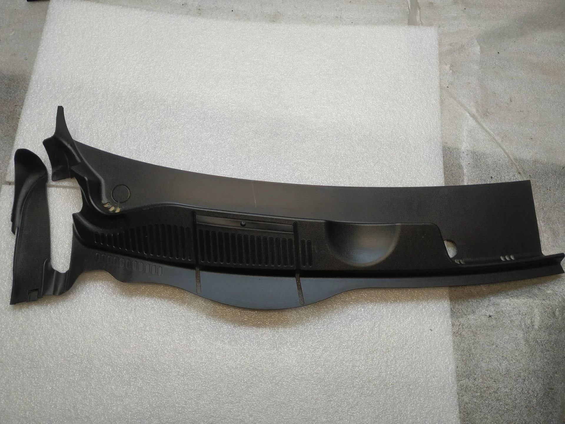 дождевик Volkswagen Touareg 2 7P6