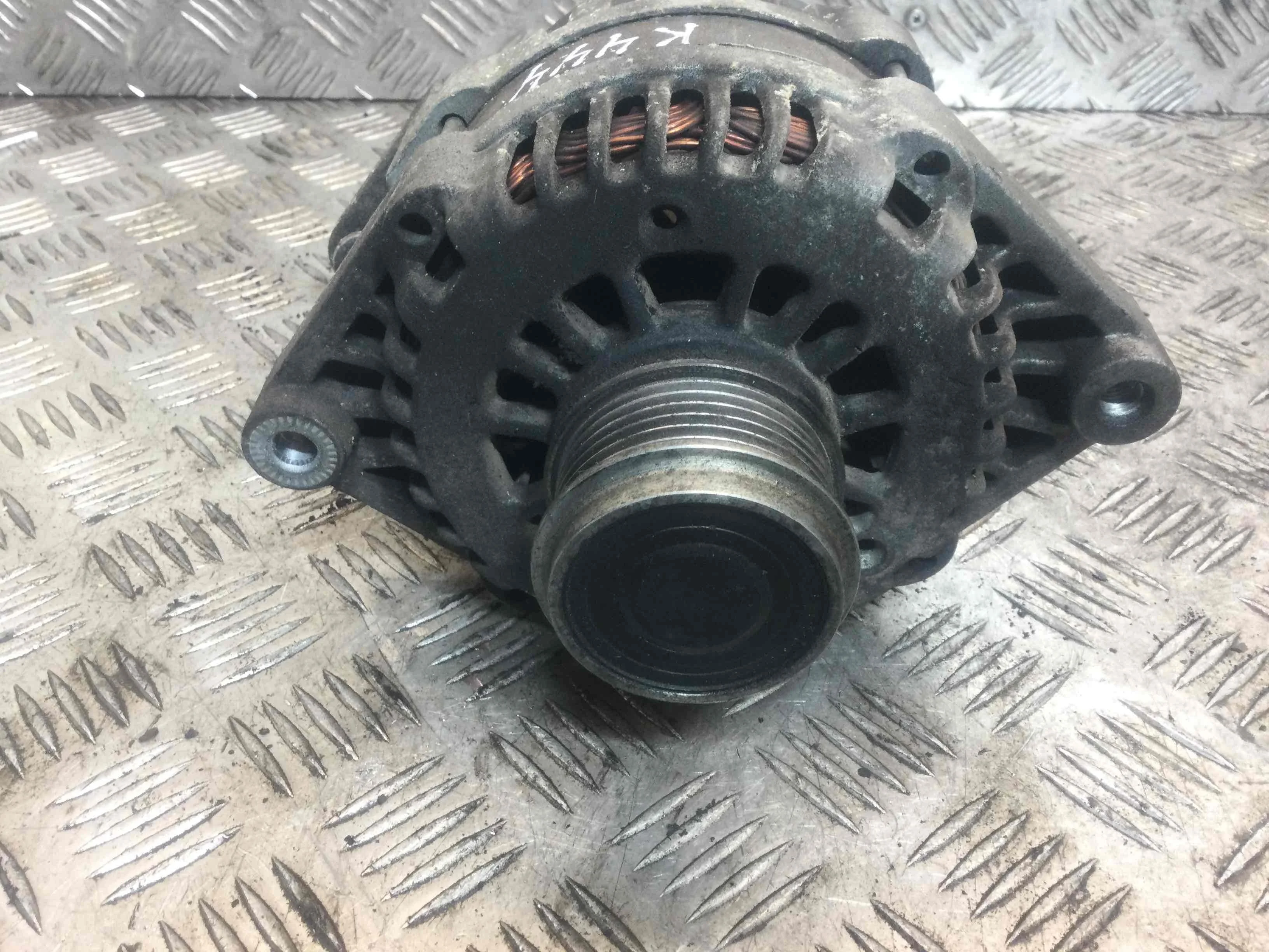 Генератор Chevrolet Captiva Captiva (C100) 2006 - 2011 дизель 2.0 CDTI Механика