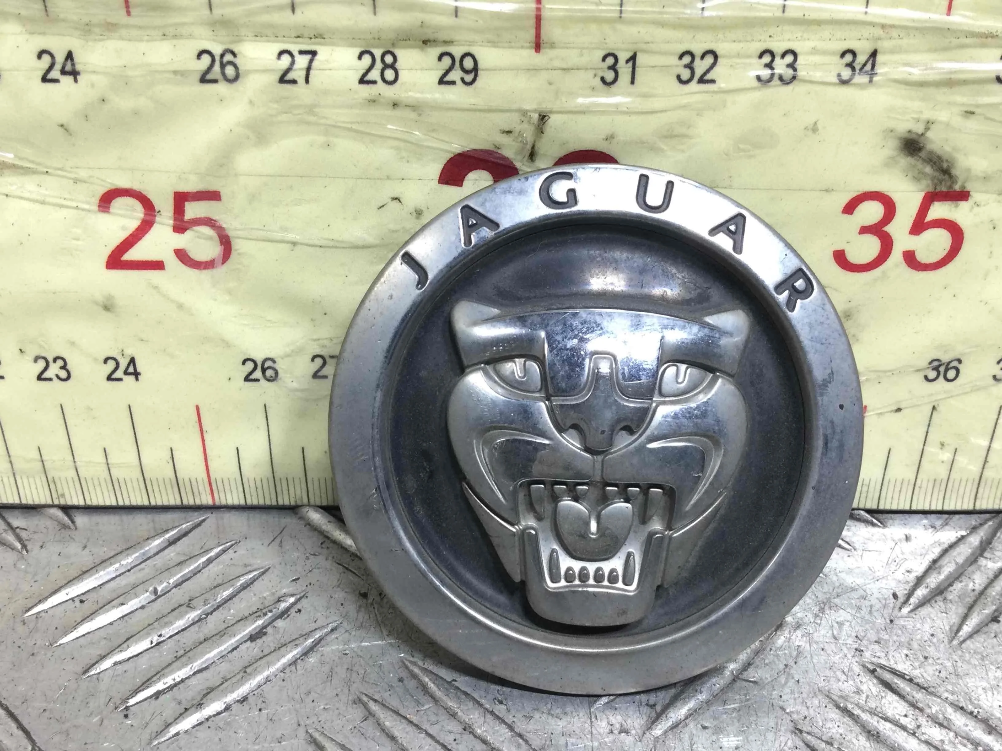 Эмблема Jaguar XF X250 (2007-2011) дизель 3.0 TDI Автомат Седан