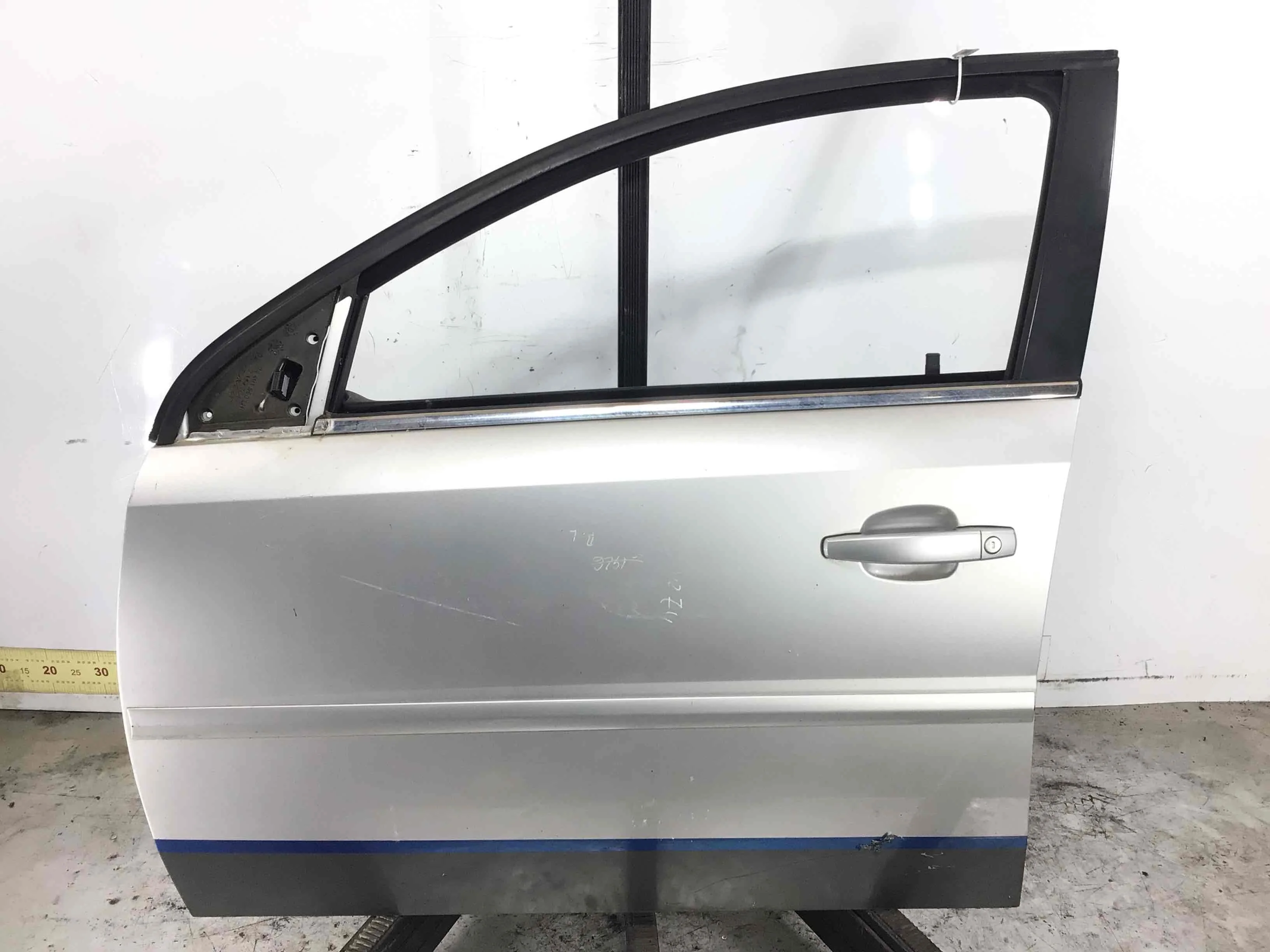 Дверь передняя левая Opel Signum C (2003-2005) бензин 2.2 i Механика 5-дв, х/б