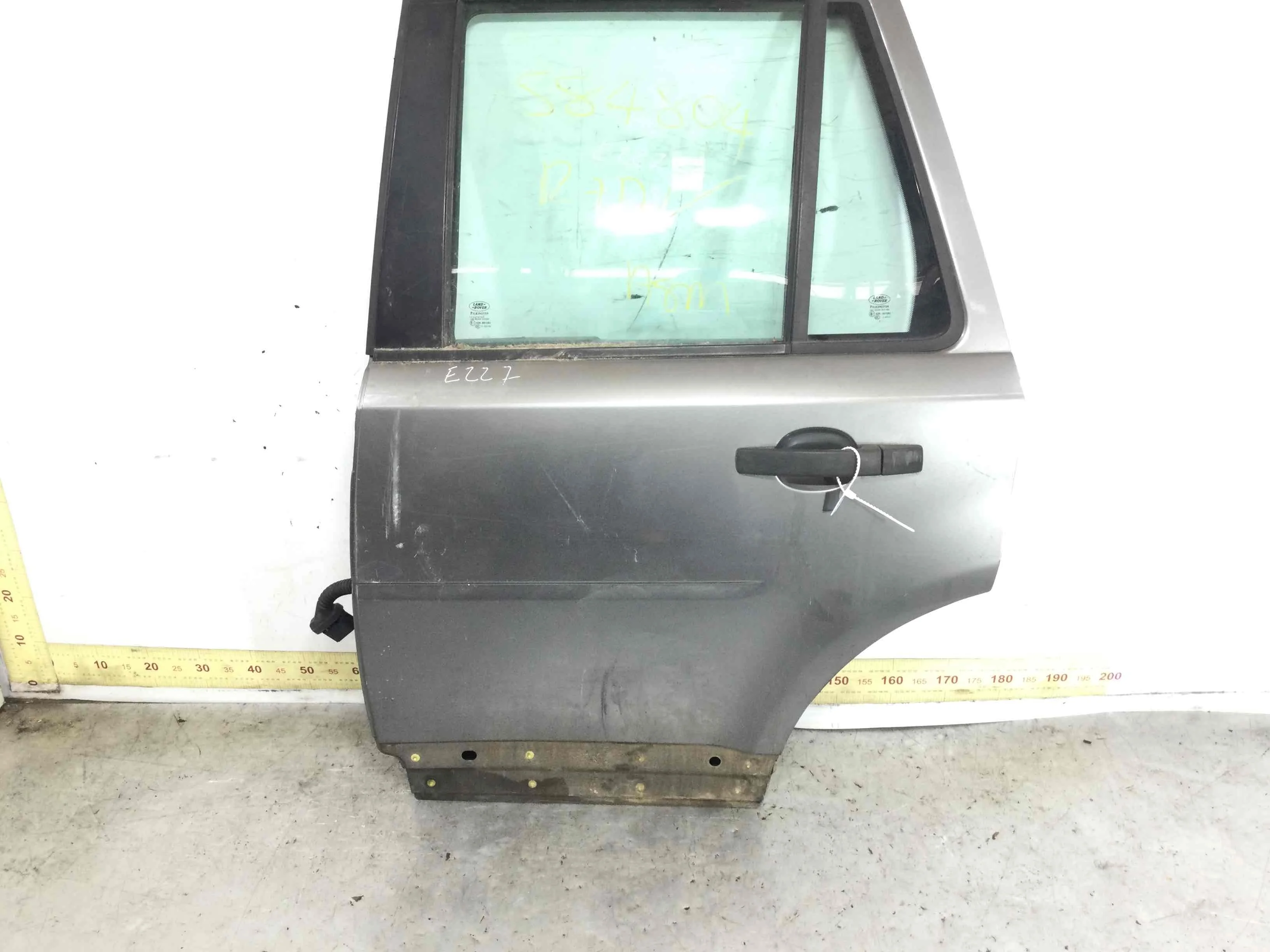 Дверь задняя левая Land Rover Freelander 2 поколение (2006-2010) дизель 2.2 TD Механика Внедорожник