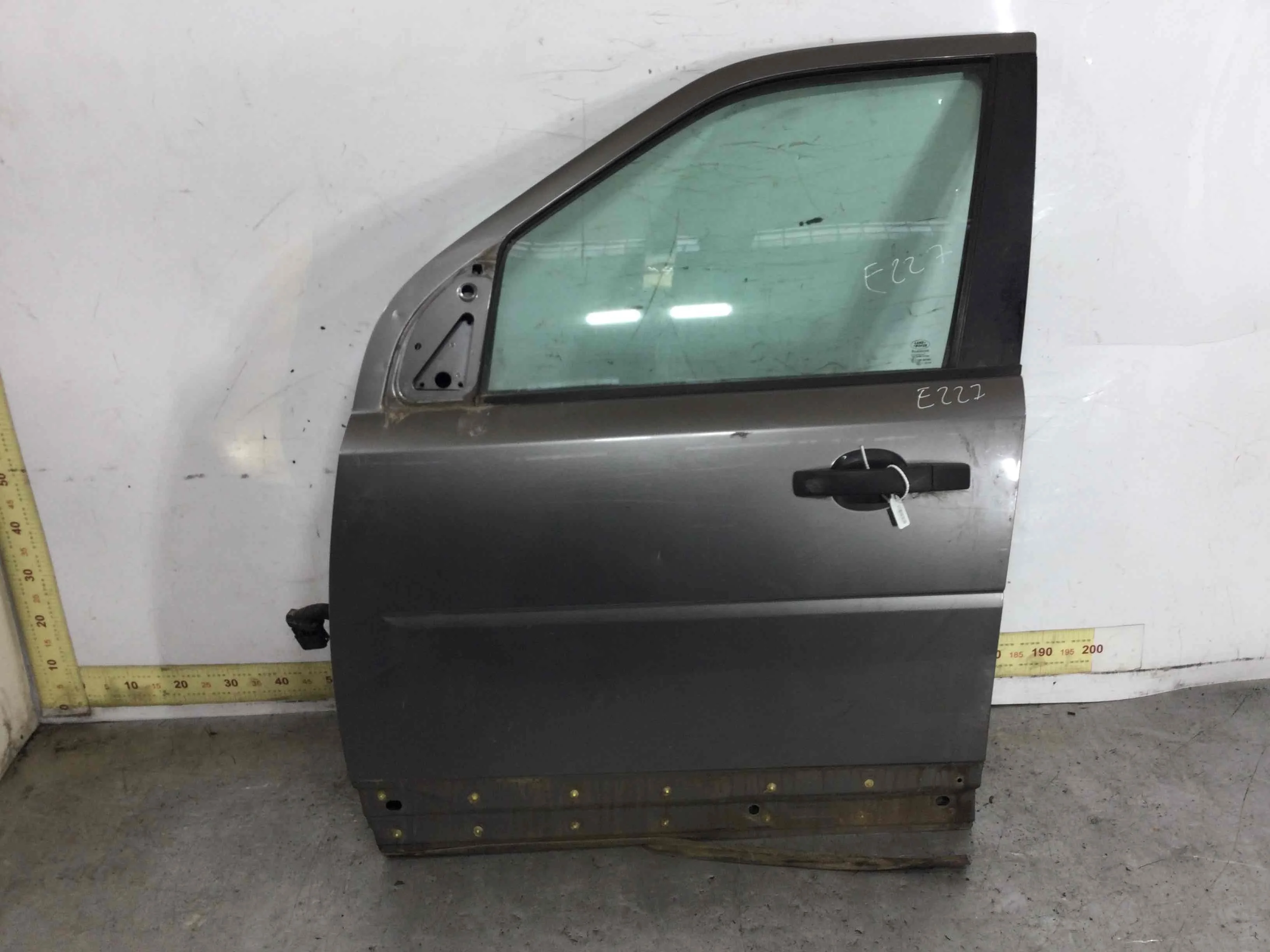 Дверь передняя левая Land Rover Freelander 2 поколение (2006-2010) дизель 2.2 TD Механика Внедорожник