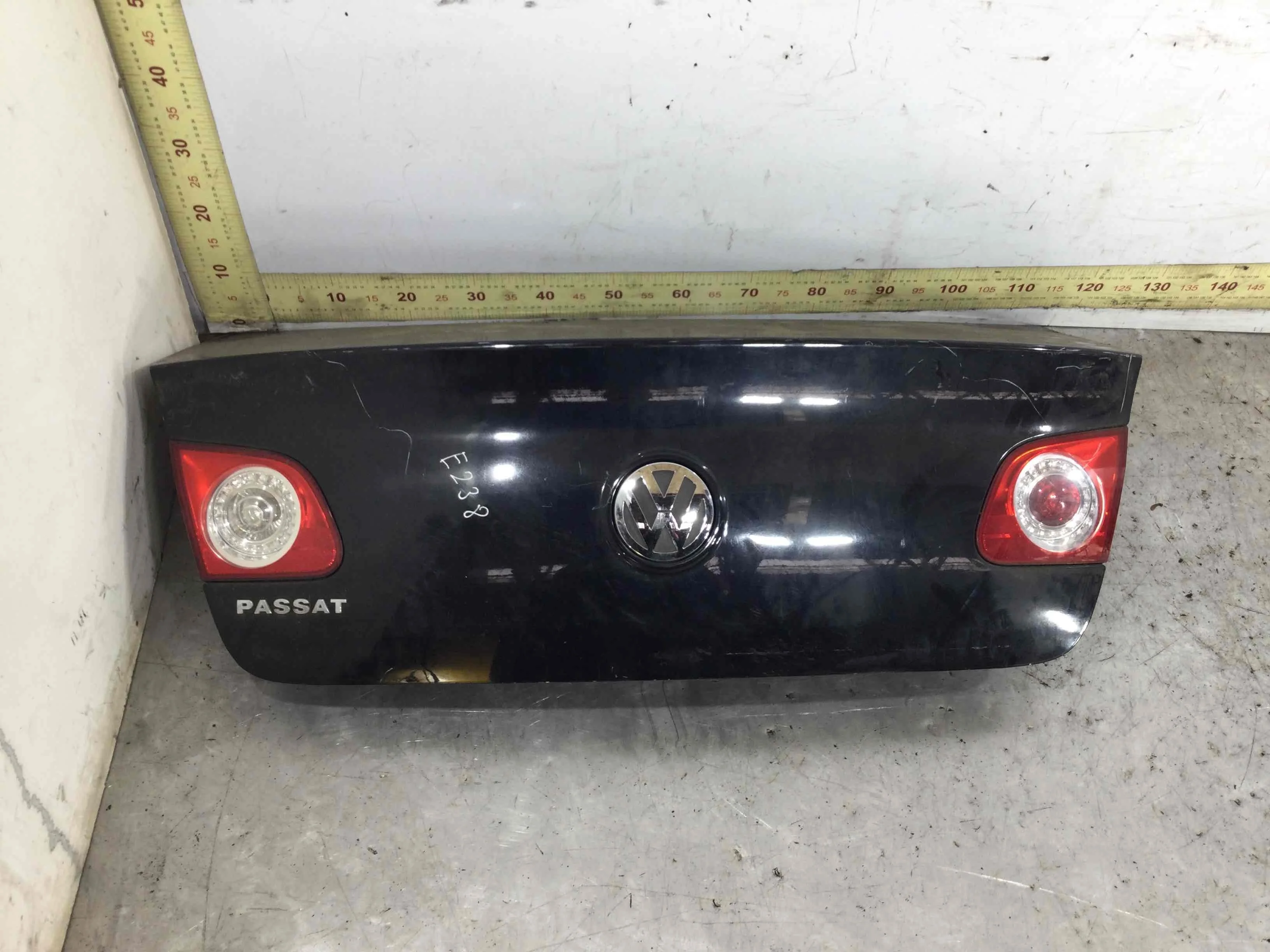 Крышка багажника (дверь 3-5) Volkswagen Passat B6 (2005-2010) дизель 1.9 TDI Механика Седан