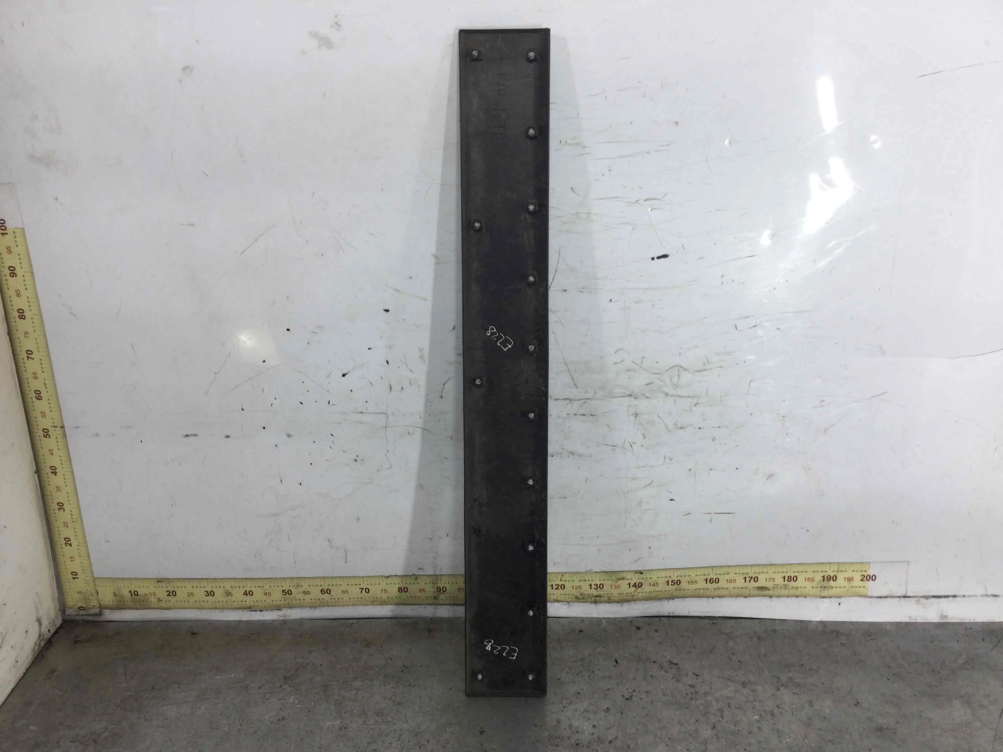 Молдинг (накладка кузовная) Renault Master 3 поколение [рестайлинг] (2014-2024) дизель 2.3 DCI Механика Микроавтобус