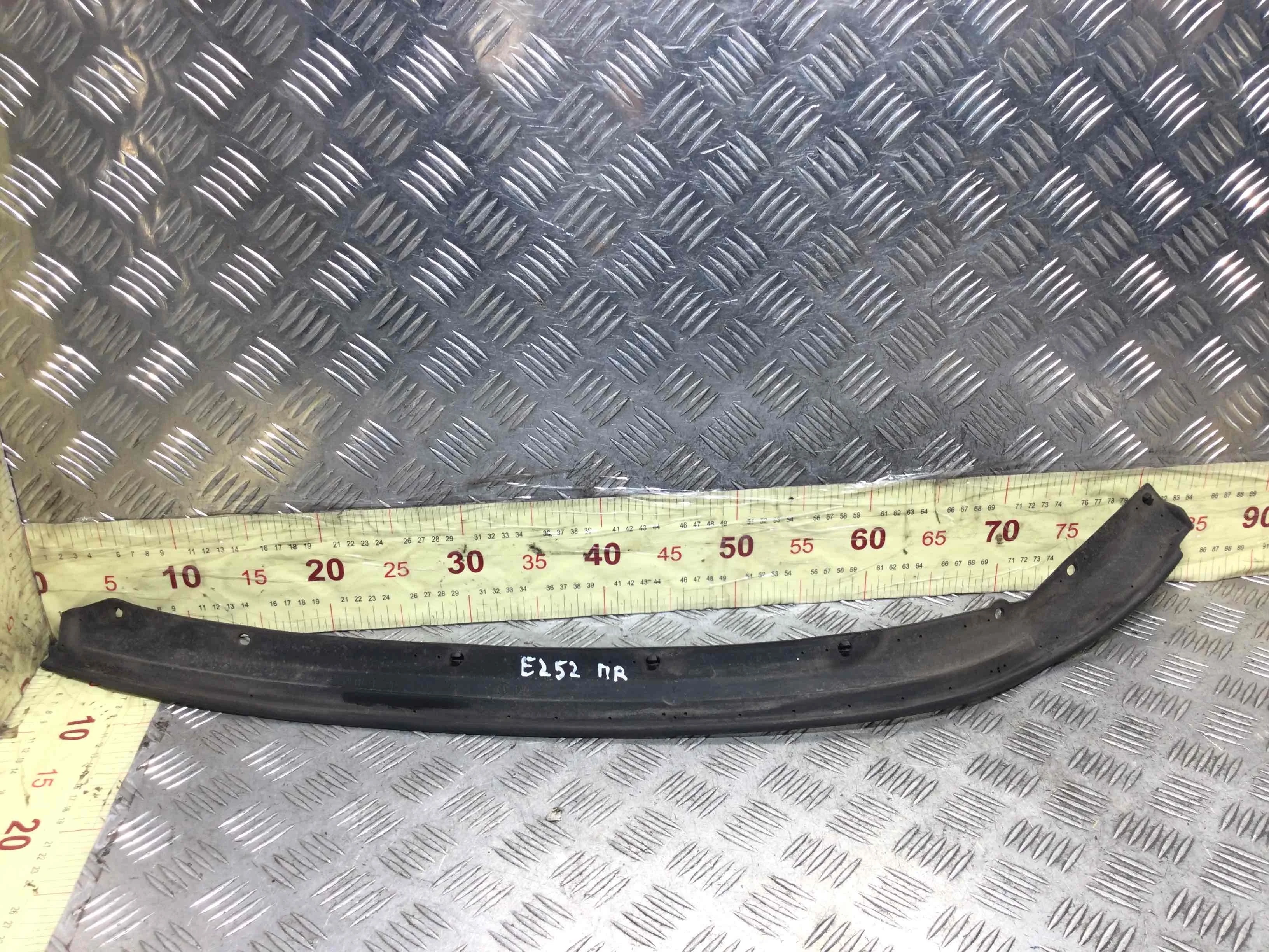 Уплотнитель Mercedes GL X164 (2006-2009) дизель 4.0 CDI Автомат Внедорожник