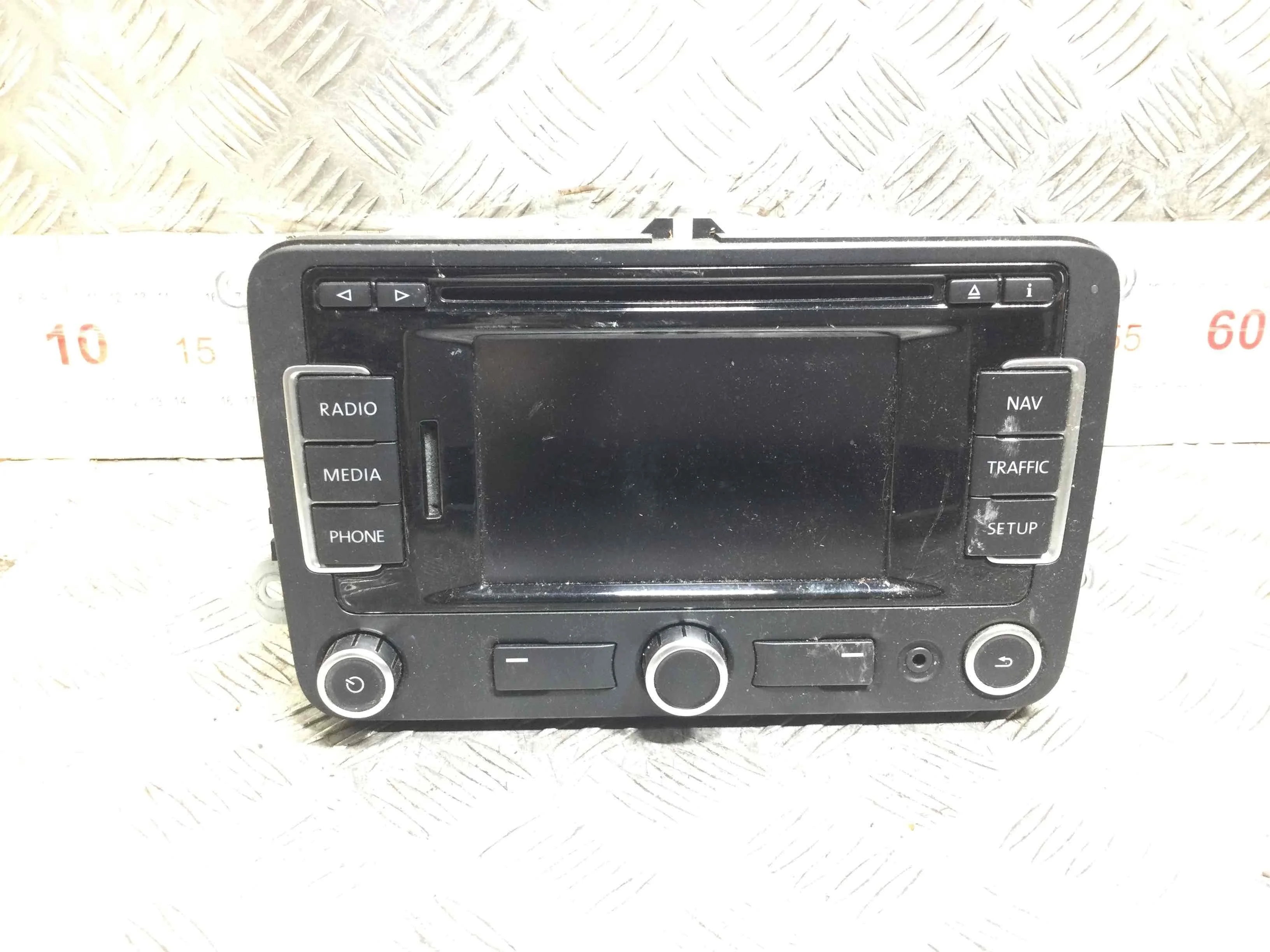 Магнитола Volkswagen Passat B6 (2005-2010) дизель 2.0 TDI Механика Универсал