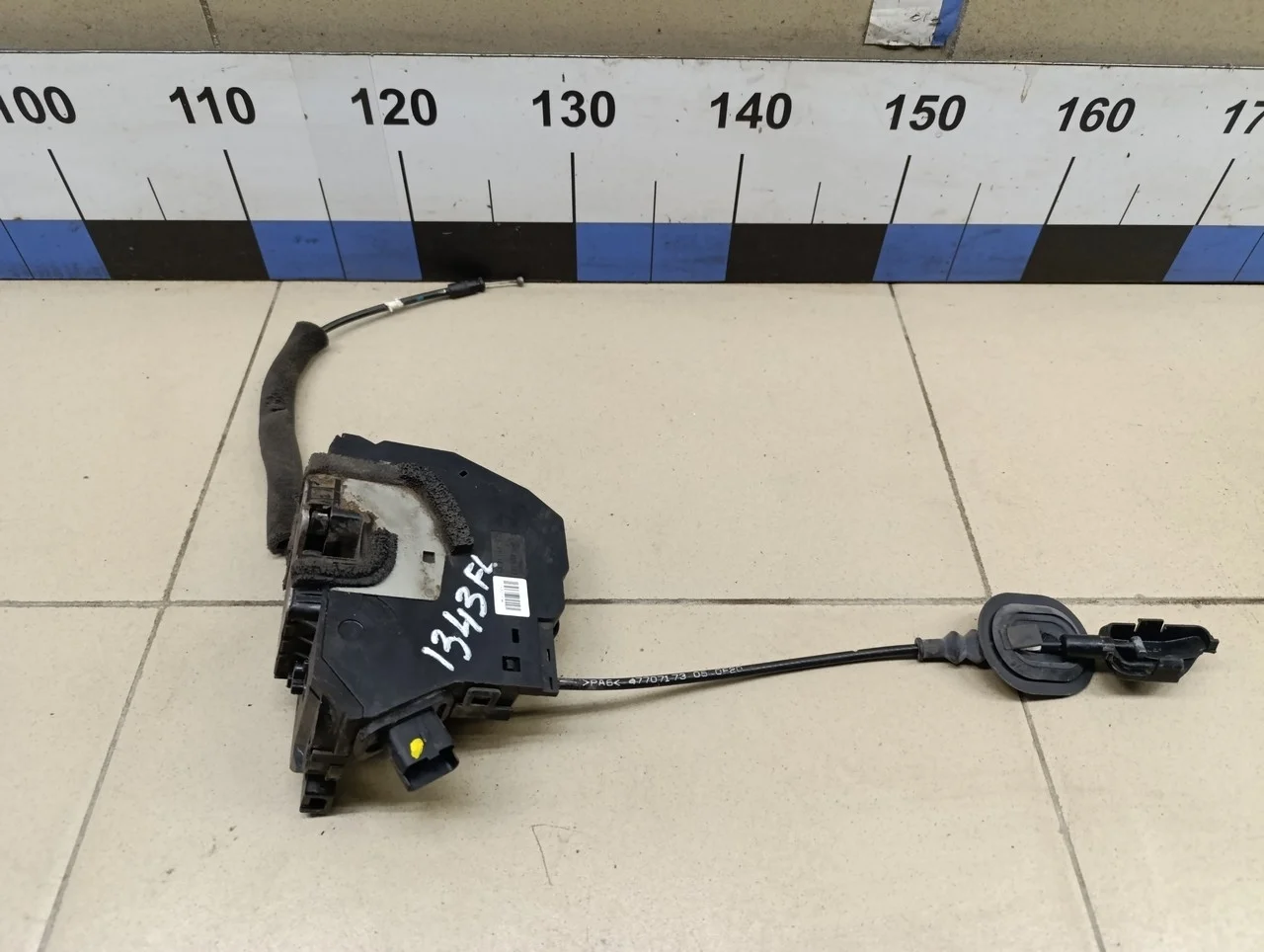 Замок двери передней левой Fluence 2010>