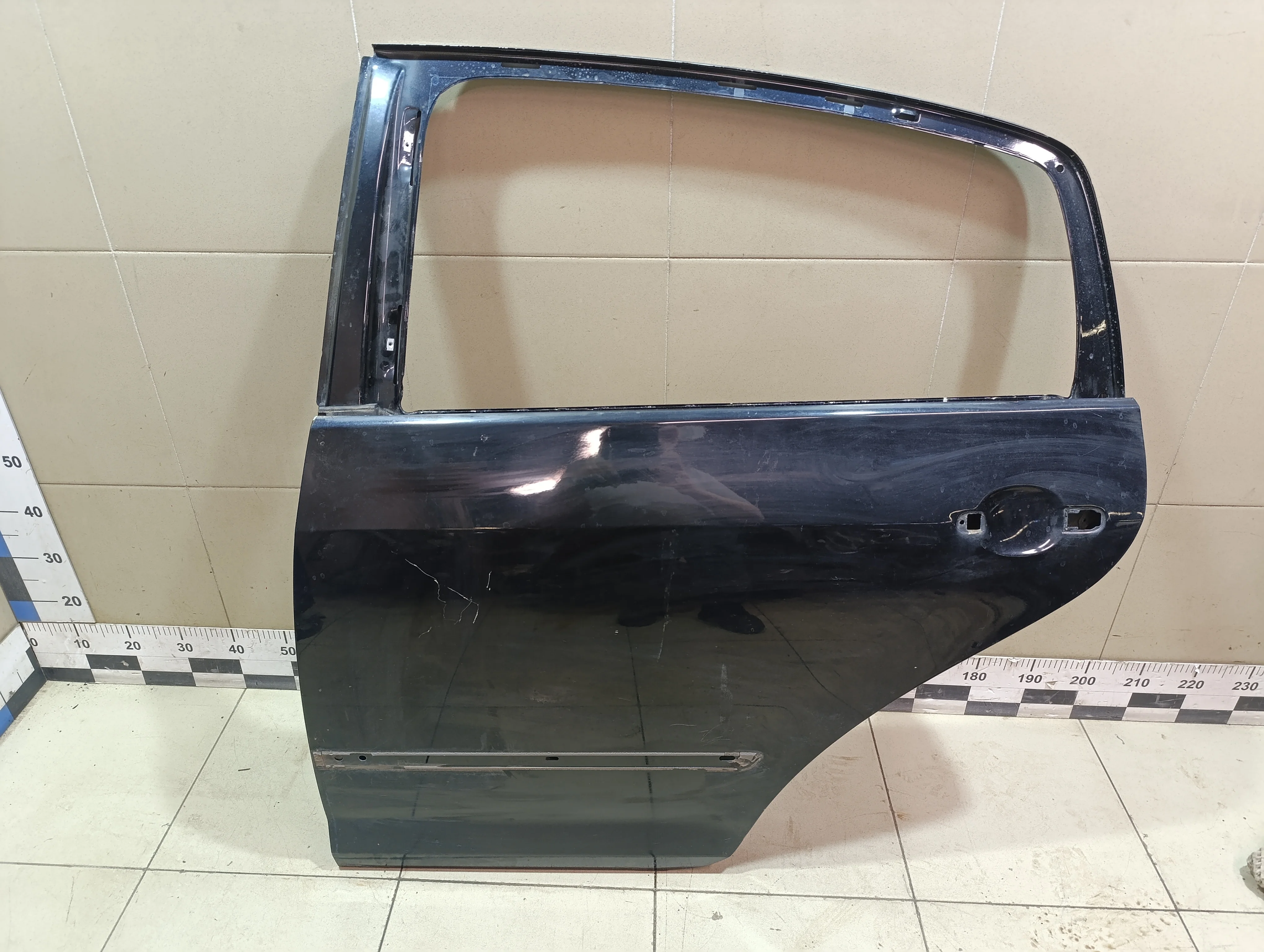 Дверь задняя левая Golf V Plus 2005-2014