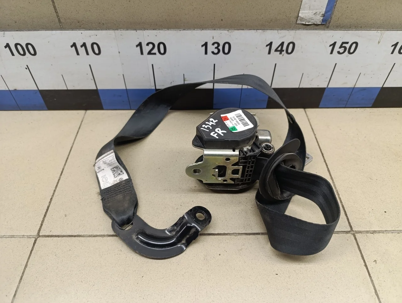 Ремень безопасности с пиропатроном Golf V Plus 2005-2014