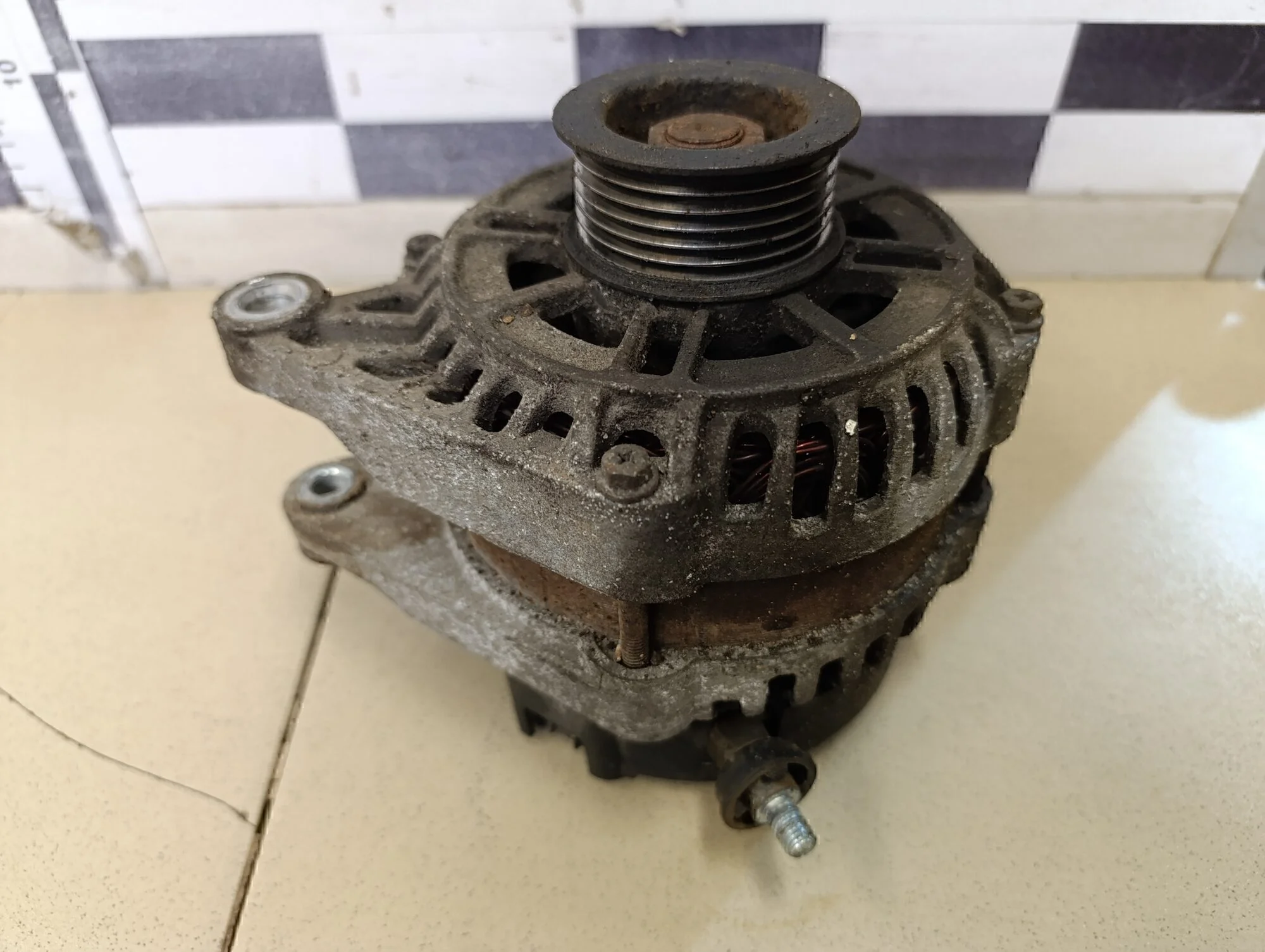 Генератор EMGRAND X7 2013>