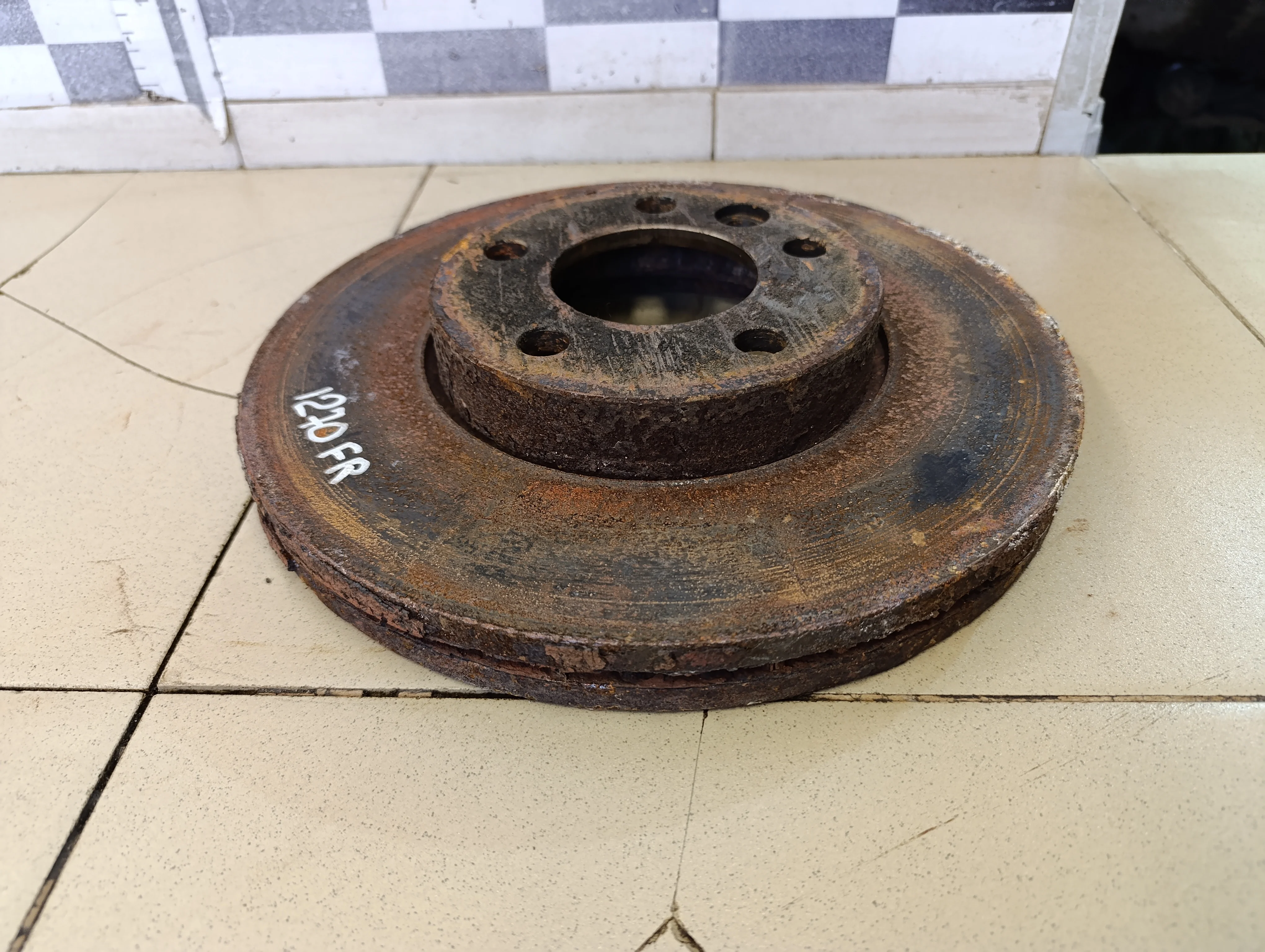 Диск тормозной передний вентилируемый Touareg 2002-2010