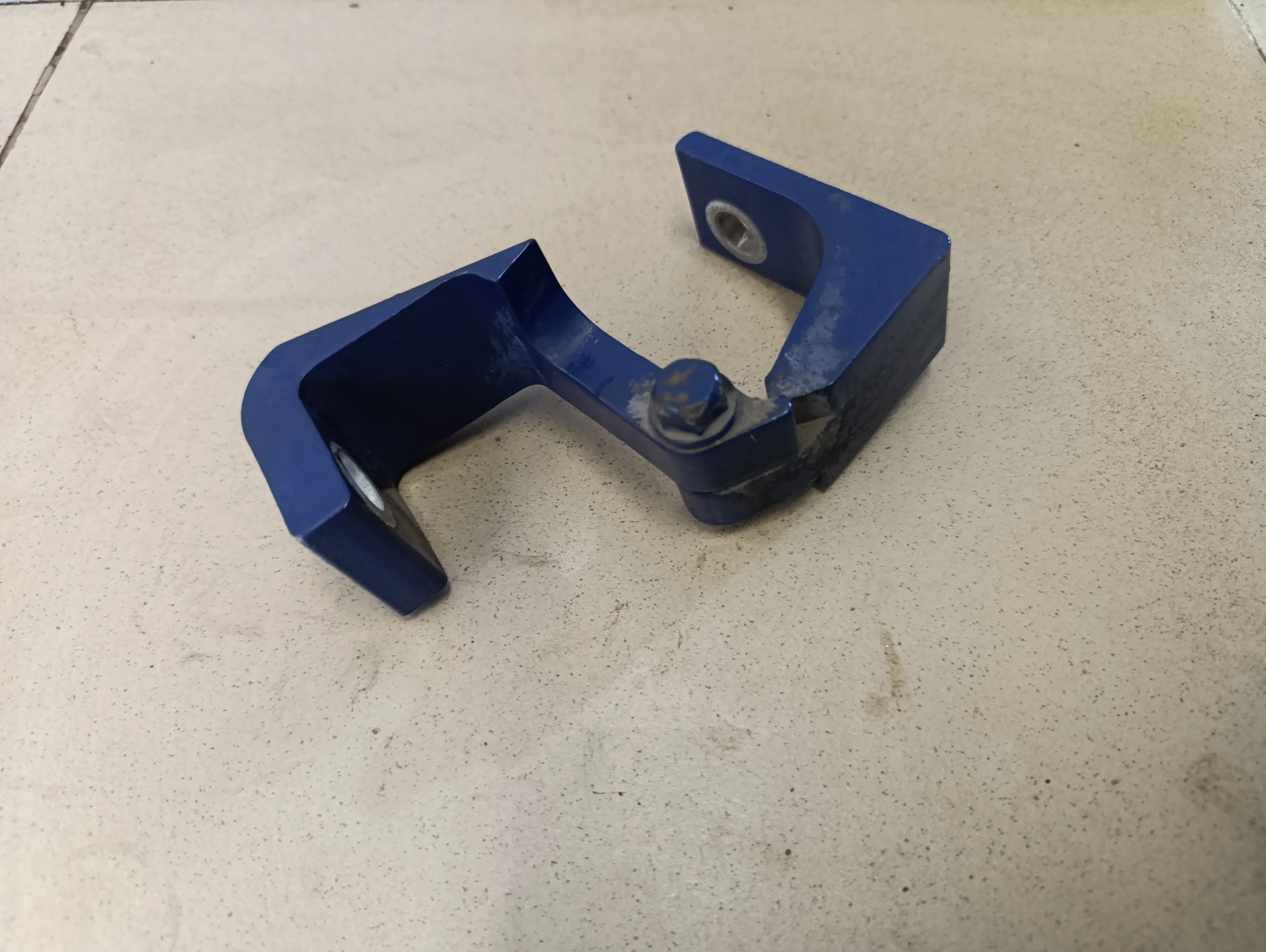 Петля двери передней правой верхняя Transporter T5 2003-2015