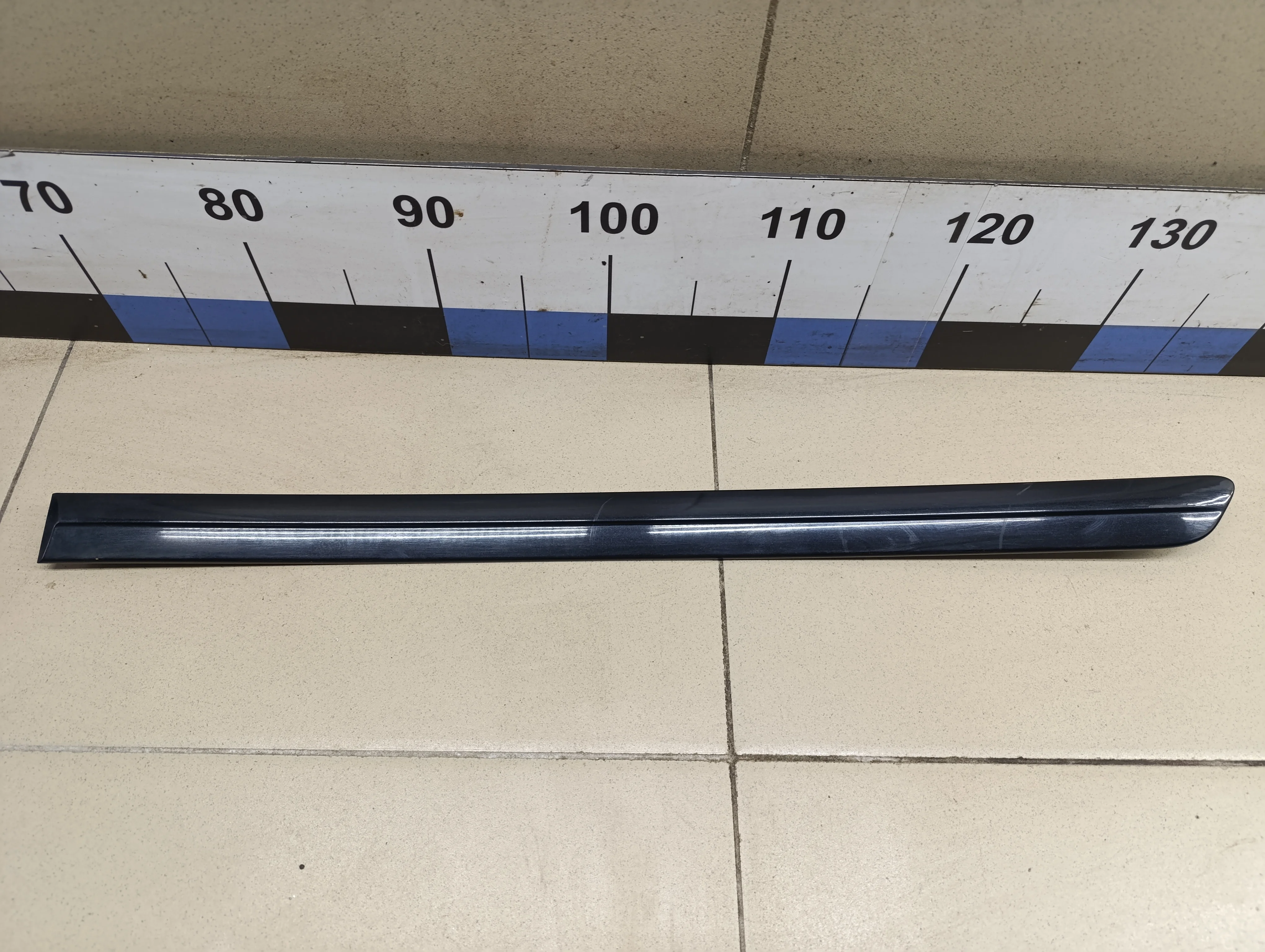 Молдинг задней левой двери Golf V Plus 2005-2014