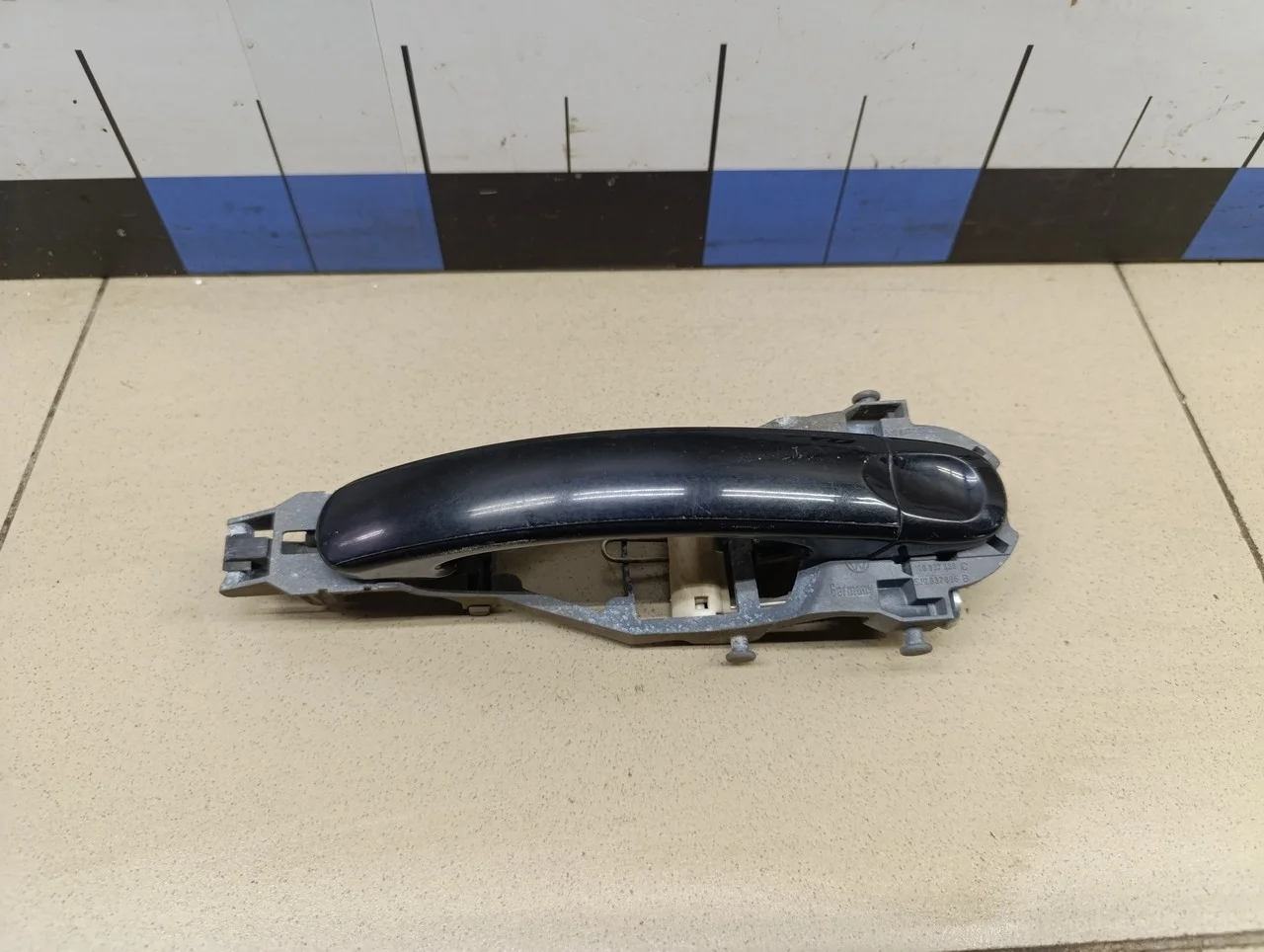 Ручка двери задней наружная правая Golf V Plus 2005-2014