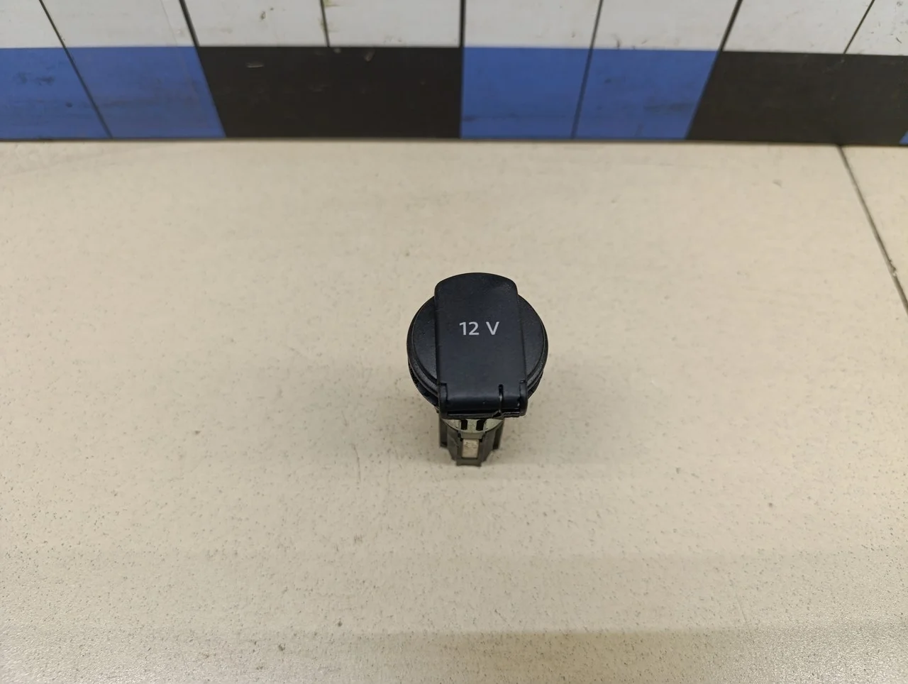 Гнездо прикуривателя Octavia (A4 1U-) 2000-2011