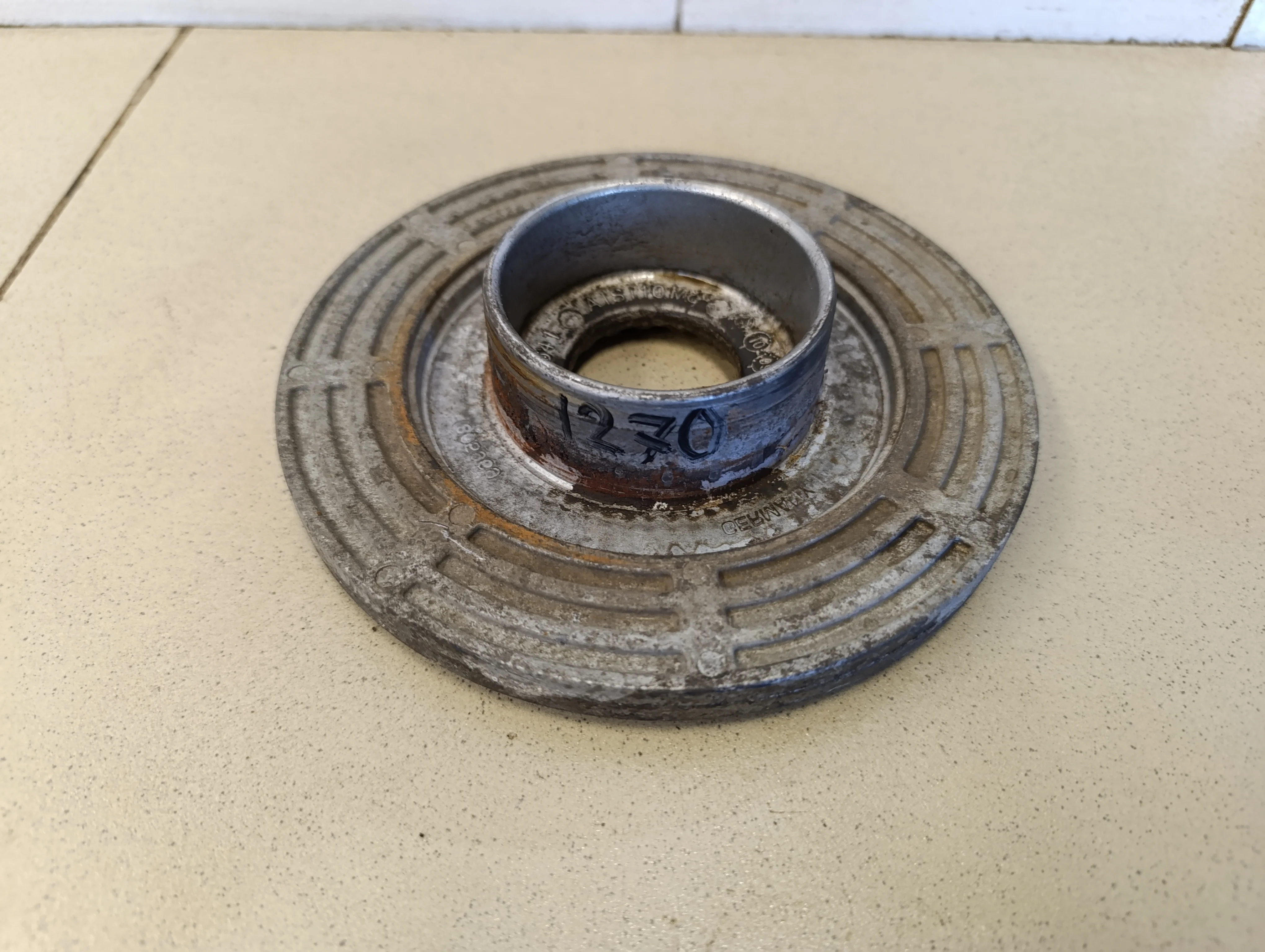 Опора передней пружины верхняя Transporter T5 2003-2015