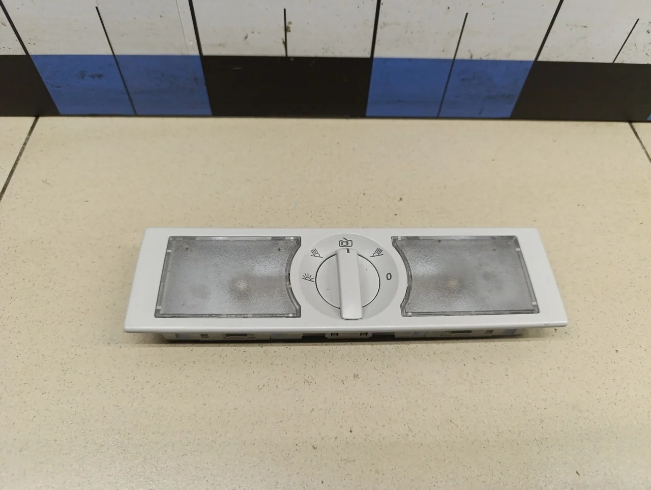 Плафон салонный Tiguan 2011-2016