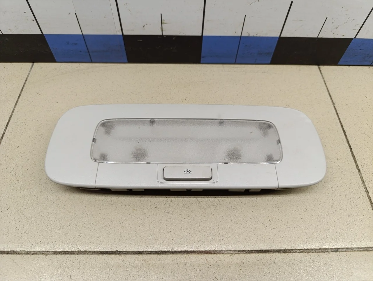 Плафон салонный Passat [B6] 2005-2010