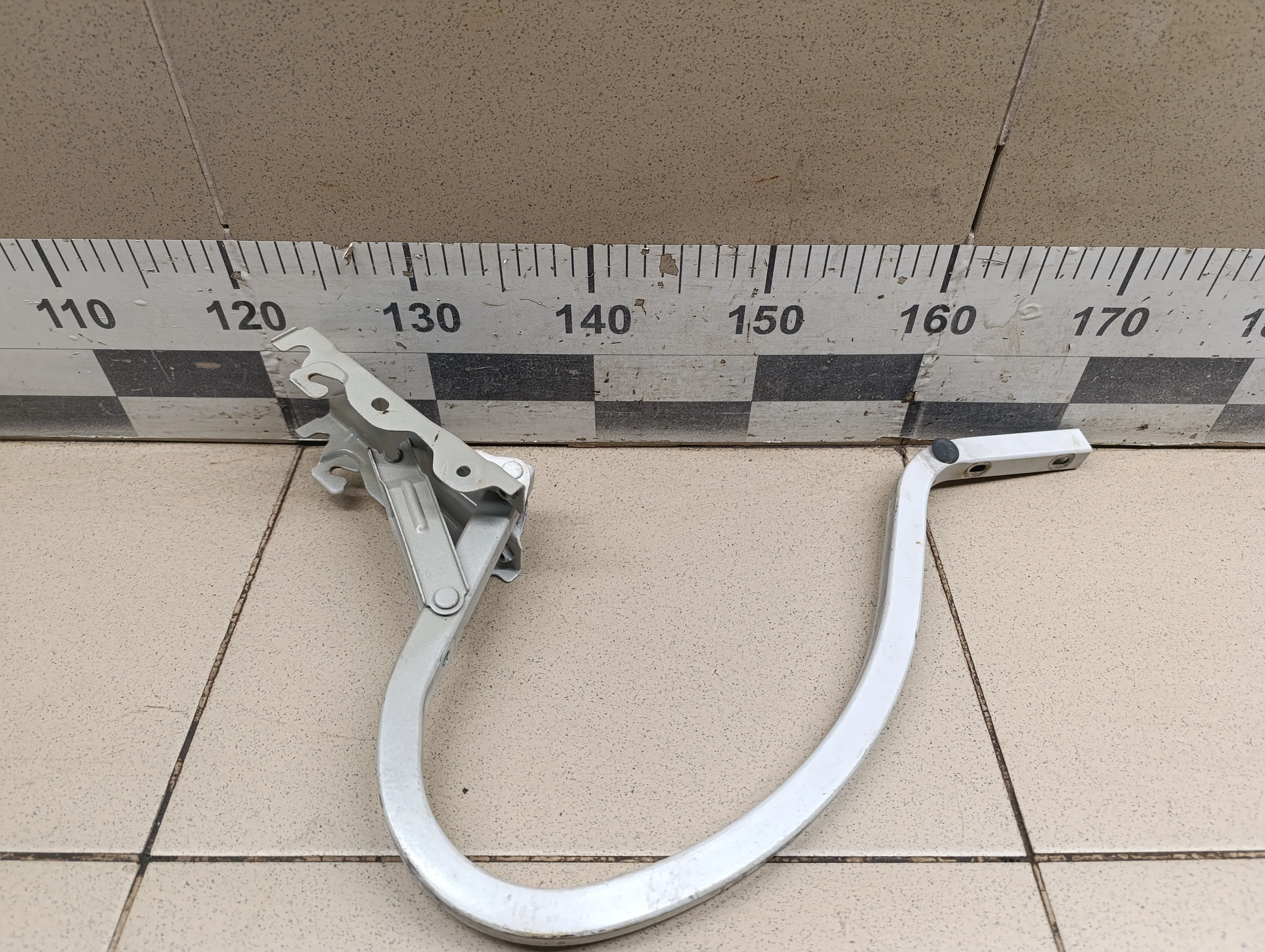 Петля крышки багажника Aveo (T250) 2005-2011