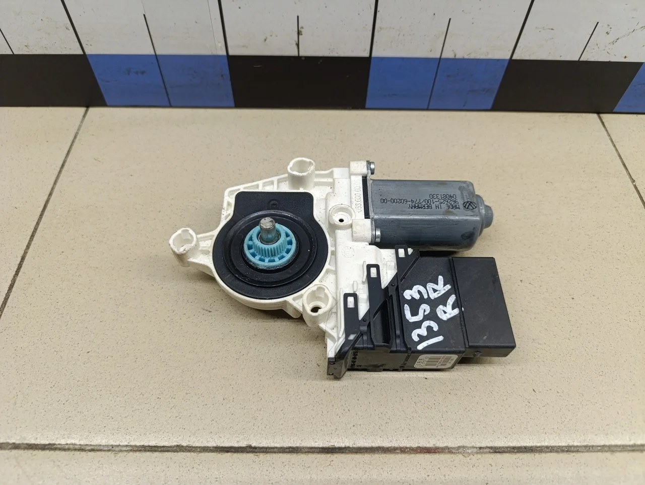 Моторчик стеклоподъемника Tiguan 2011-2016