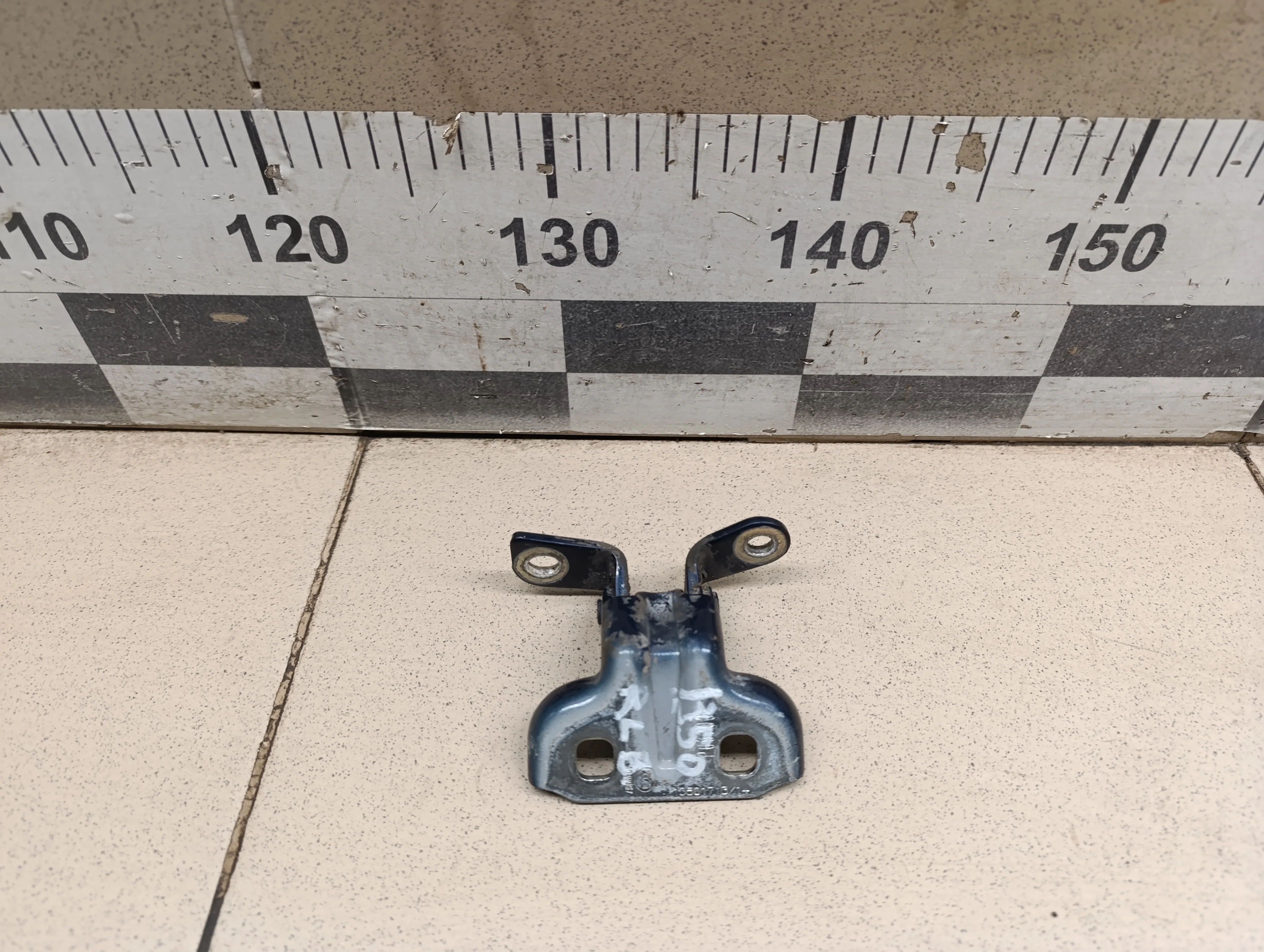 Петля двери задней левой верхняя Cruze 2009-2016