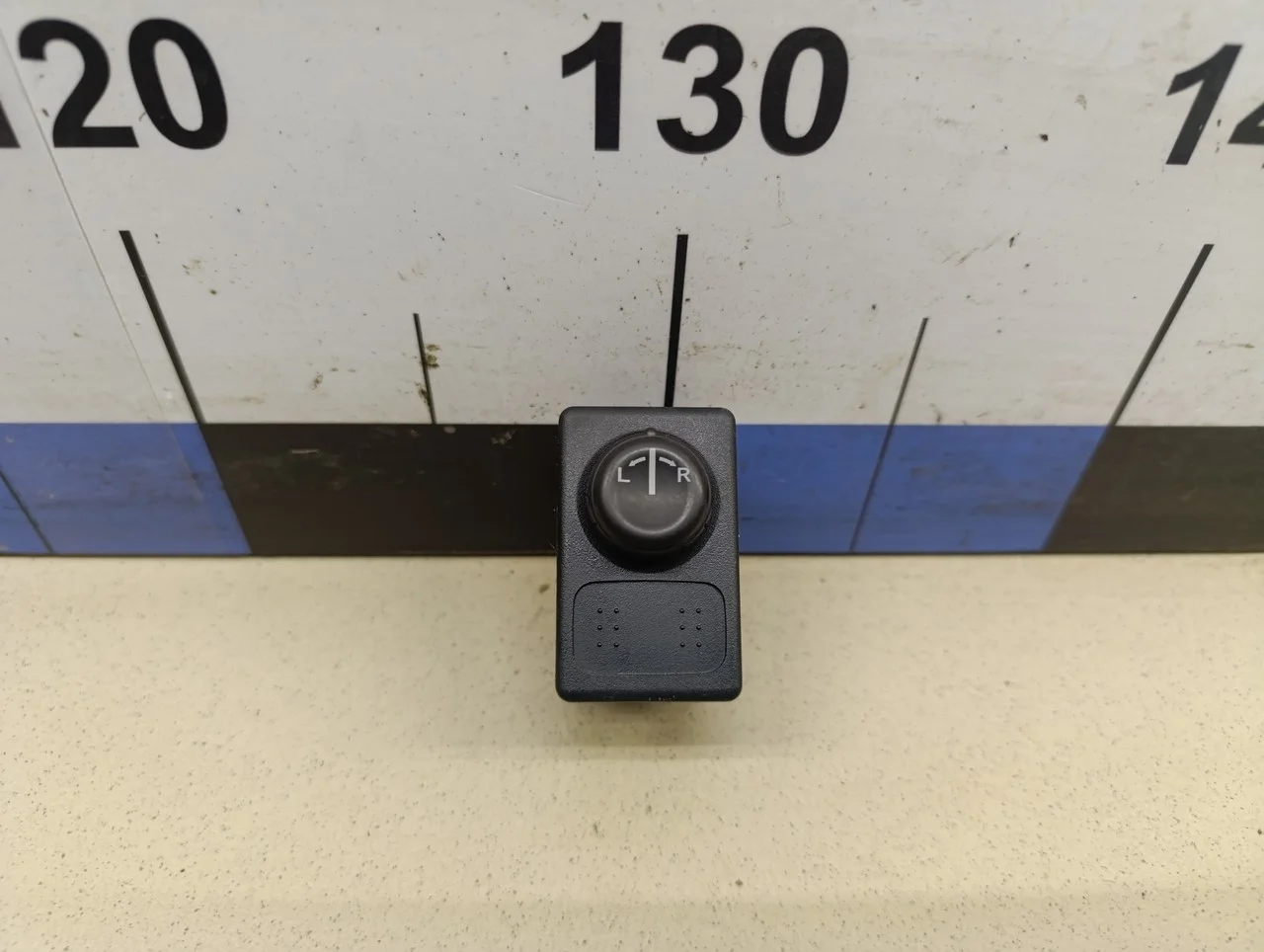 Переключатель регулировки зеркала Almera N16 2000-2006