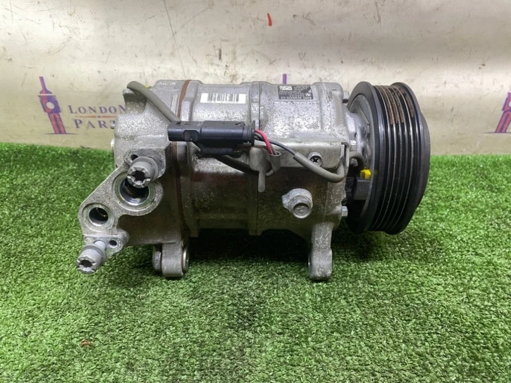 Компрессор кондиционера BMW 118i F20