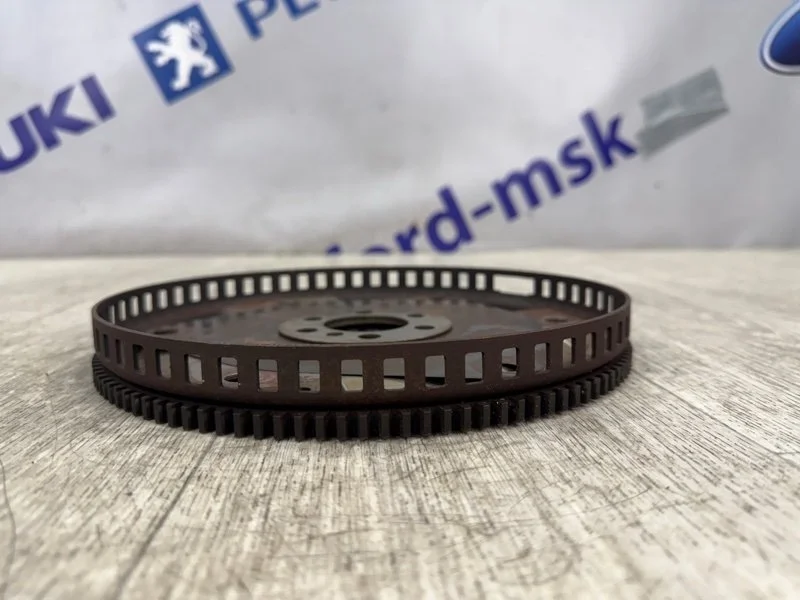 Маховик Peugeot 206 2005