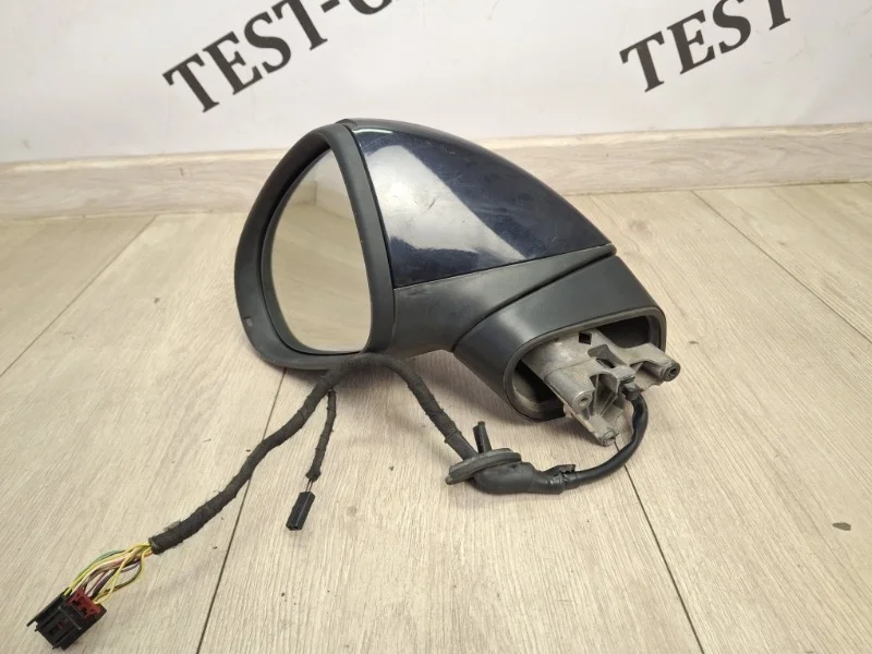 Зеркало VW Touareg 2 2010-2018 7P