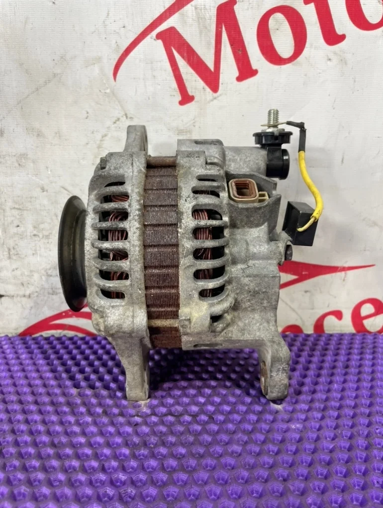 Генератор Nissan X-Trail T30 2004 YD22