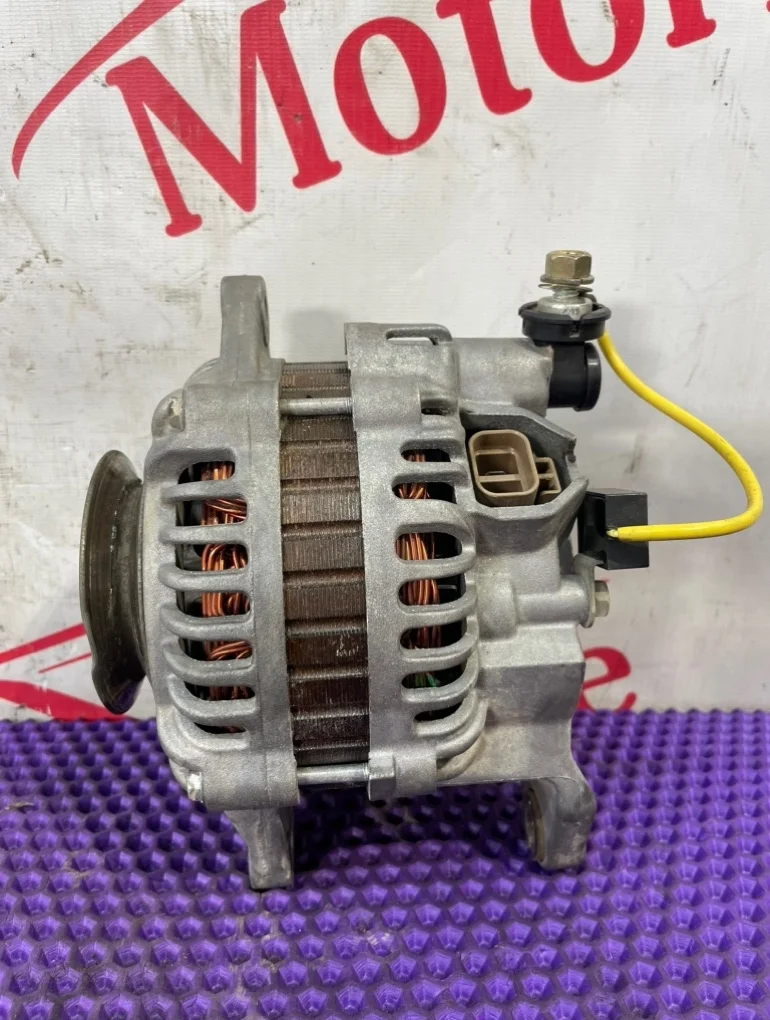 Генератор Nissan X-Trail T30 2004 YD22