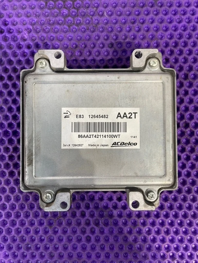 Блок управления двигателем Chevrolet Aveo T300 2011 A14XER