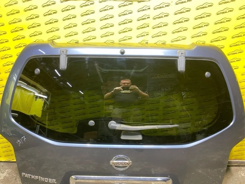 Стекло заднее Nissan Pathfinder (R51M) 2004-2013 2008 90300EA500 ВНЕДОРОЖНИК 2.5 D YD25DDTI