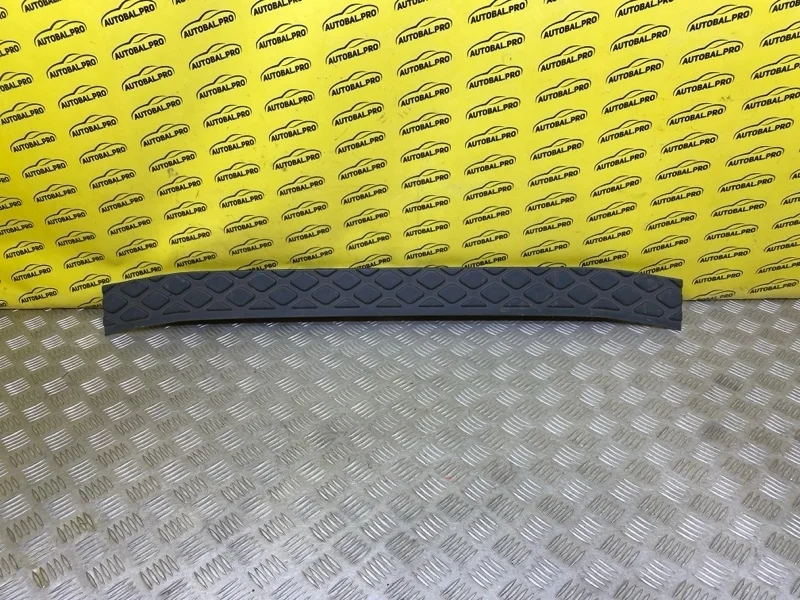 Накладка заднего бампера Nissan Pathfinder (R51M) 2004-2013 2008 85071EB300 ВНЕДОРОЖНИК 2.5 D YD25DDTI