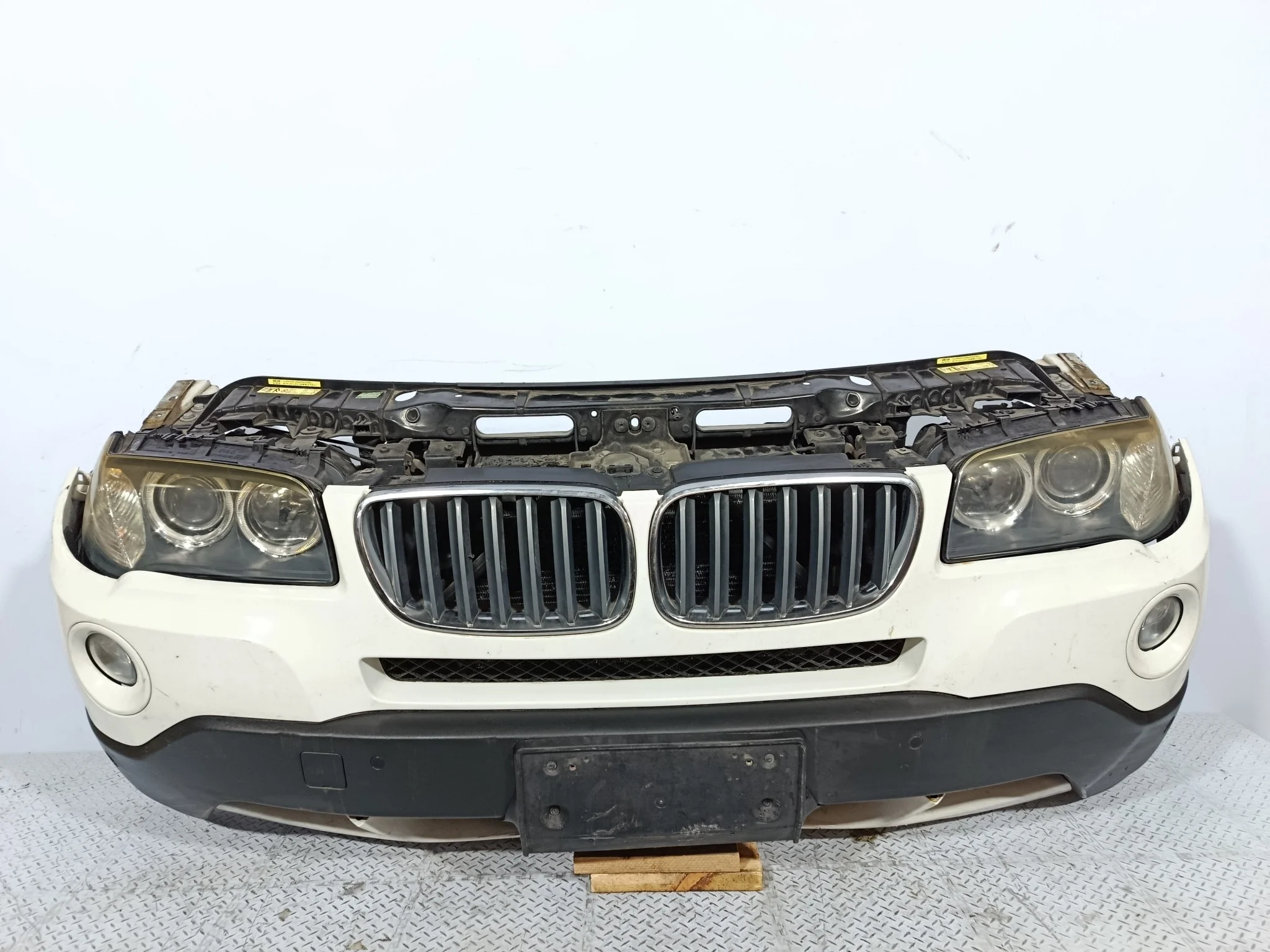 NOSECUT BMW X3 51113445874 белый DY999