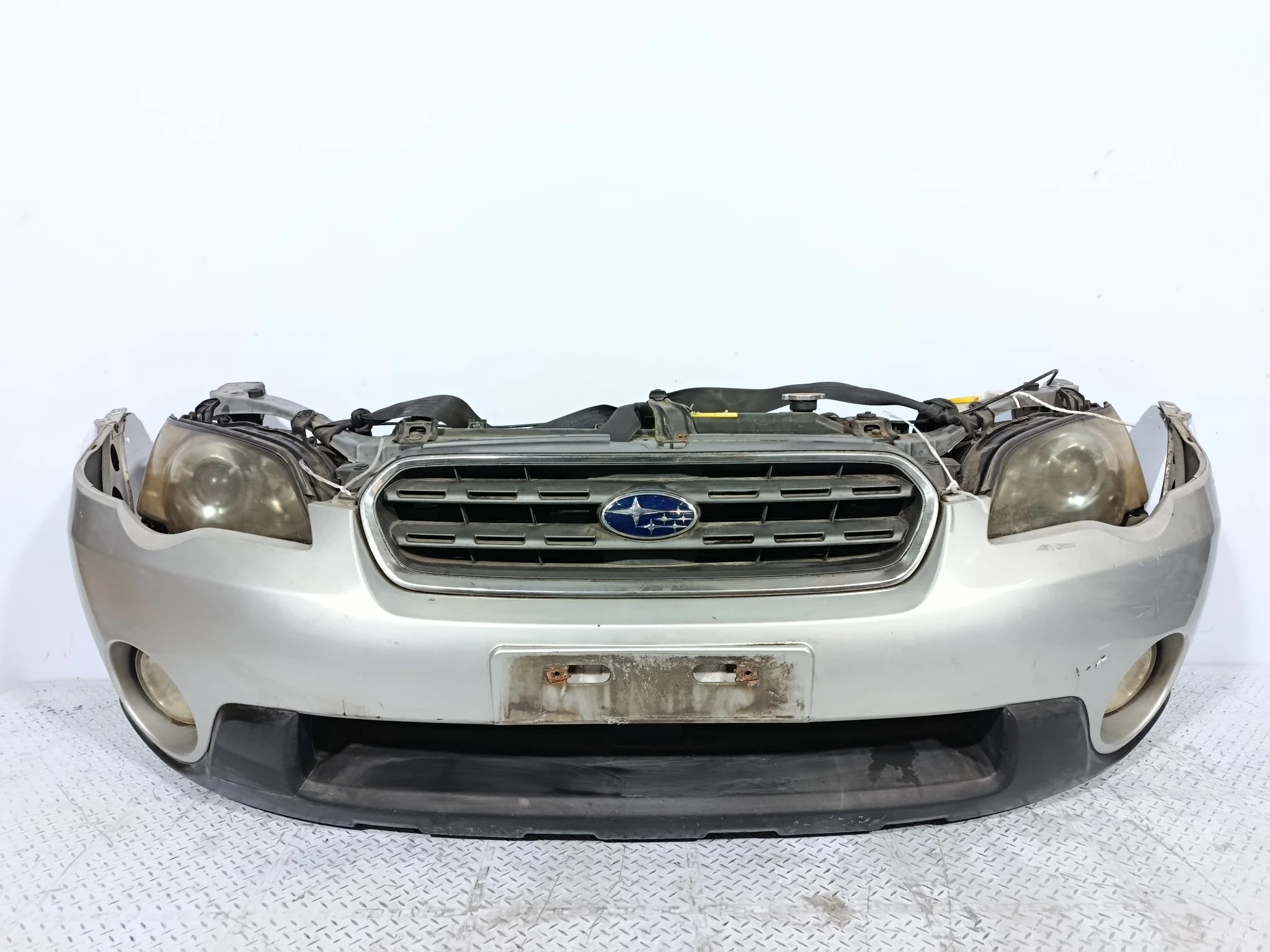 NOSECUT SUBARU OUTBACK 57704AG010 серебро F658