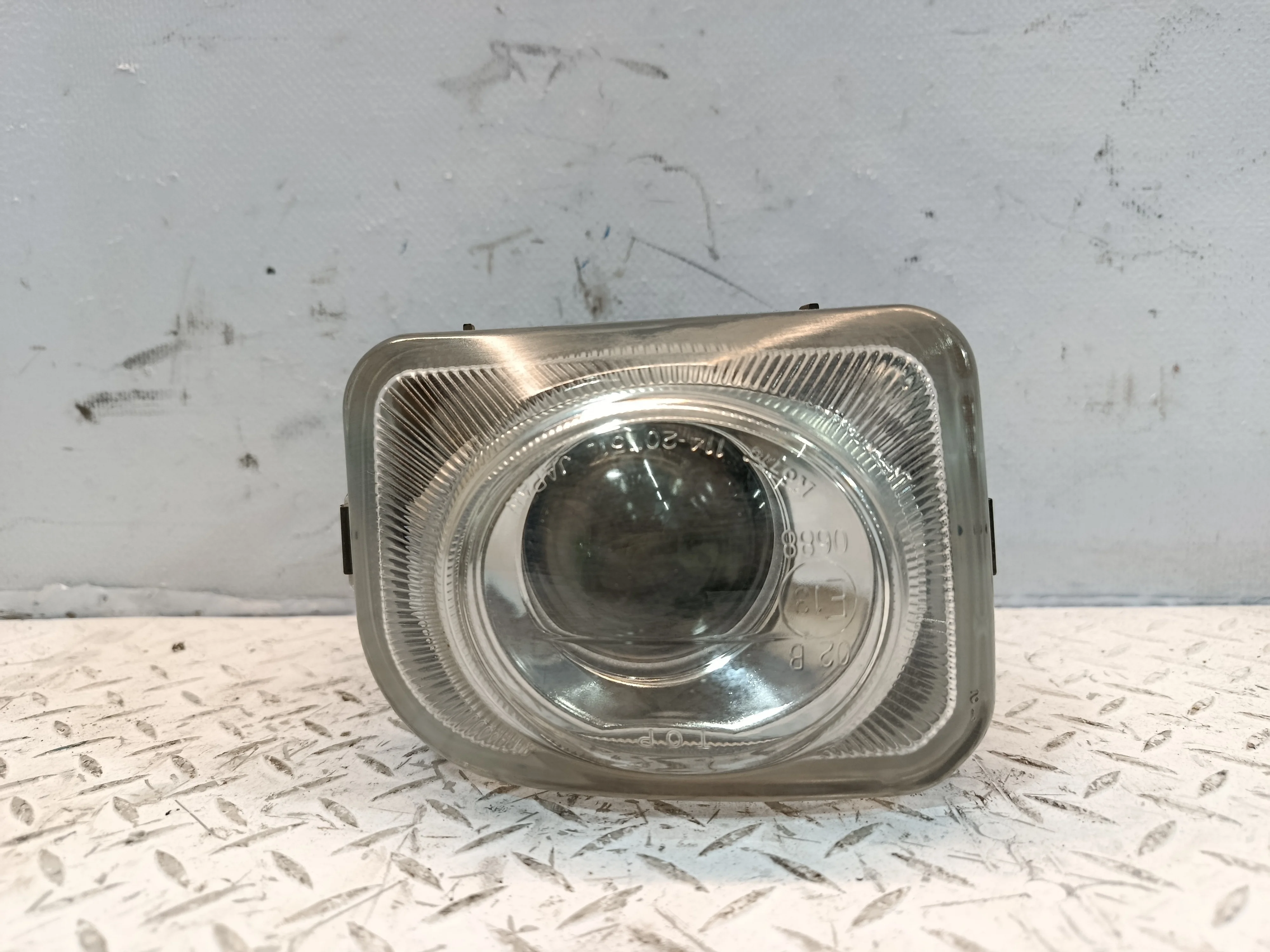 ТУМАНКА SUBARU ЛЕВАЯ 84501AE190 QA4642Z