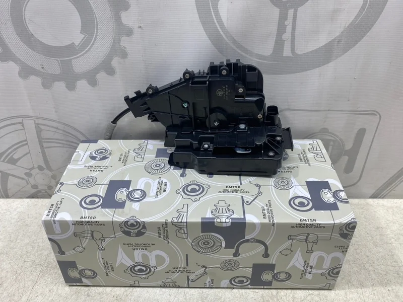 Замок передней левой двери Mercedes-benz GL X166