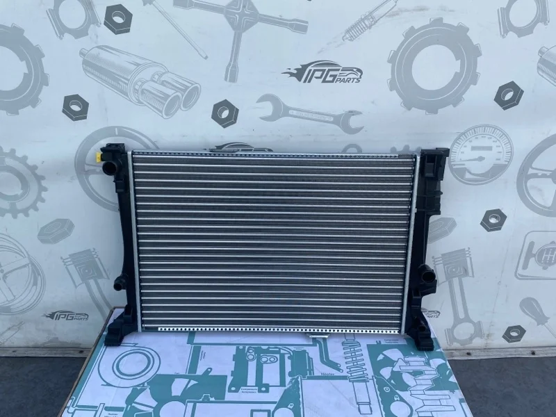 Радиатор основной Mercedes-benz W246