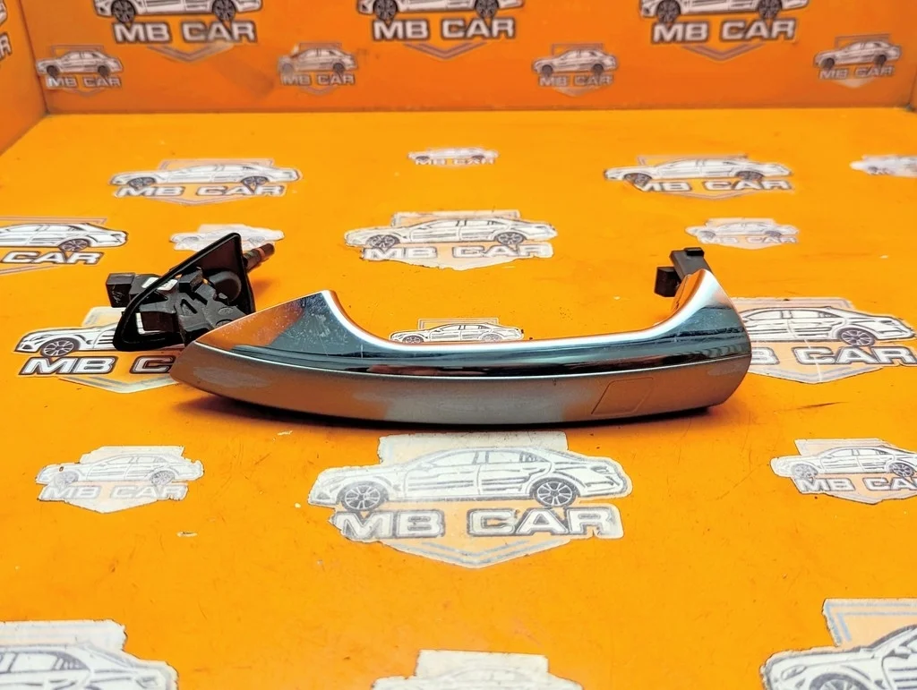 Ручка двери наружняя Mercedes-Benz