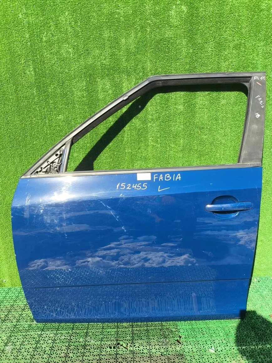 Дверь SKODA FABIA 2 2007- передняя левая синяя б/у FABIA 2(2007-2015)