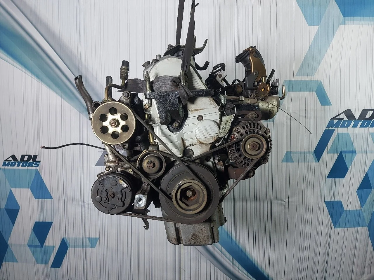 Двигатель Honda HR-V 1999-2006 10002PELE00 D16W1