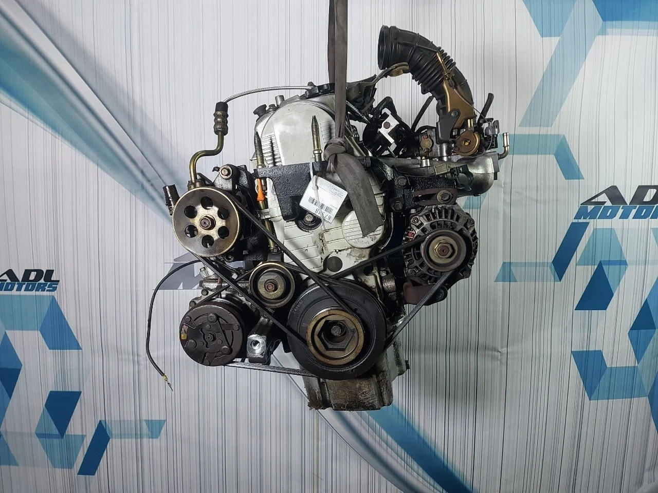 Двигатель Honda HR-V 1999-2006 10002PELE00 D16W1